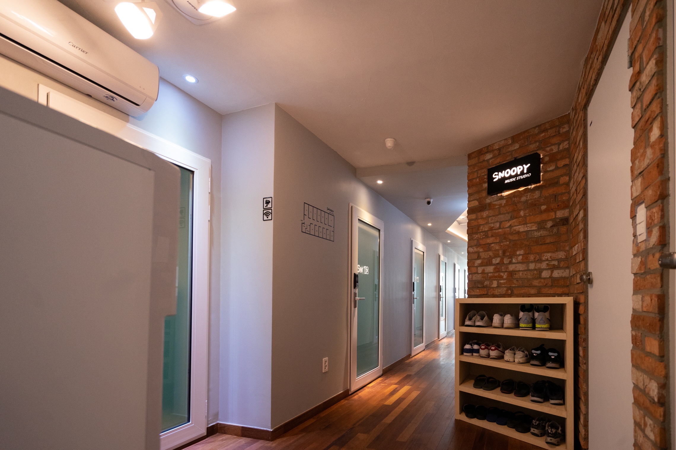 1번째 스튜디오 사진