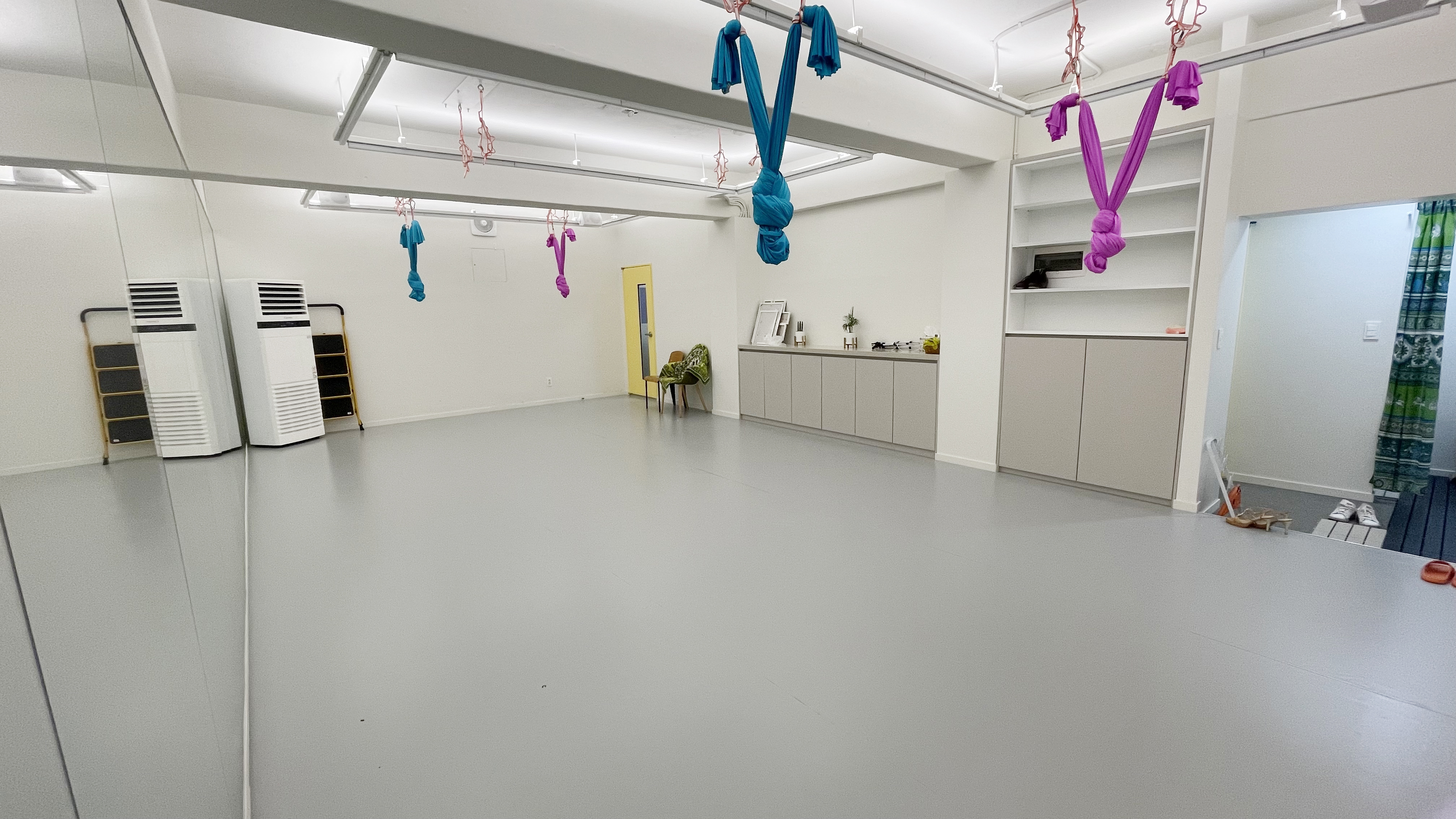 1번째 스튜디오 사진