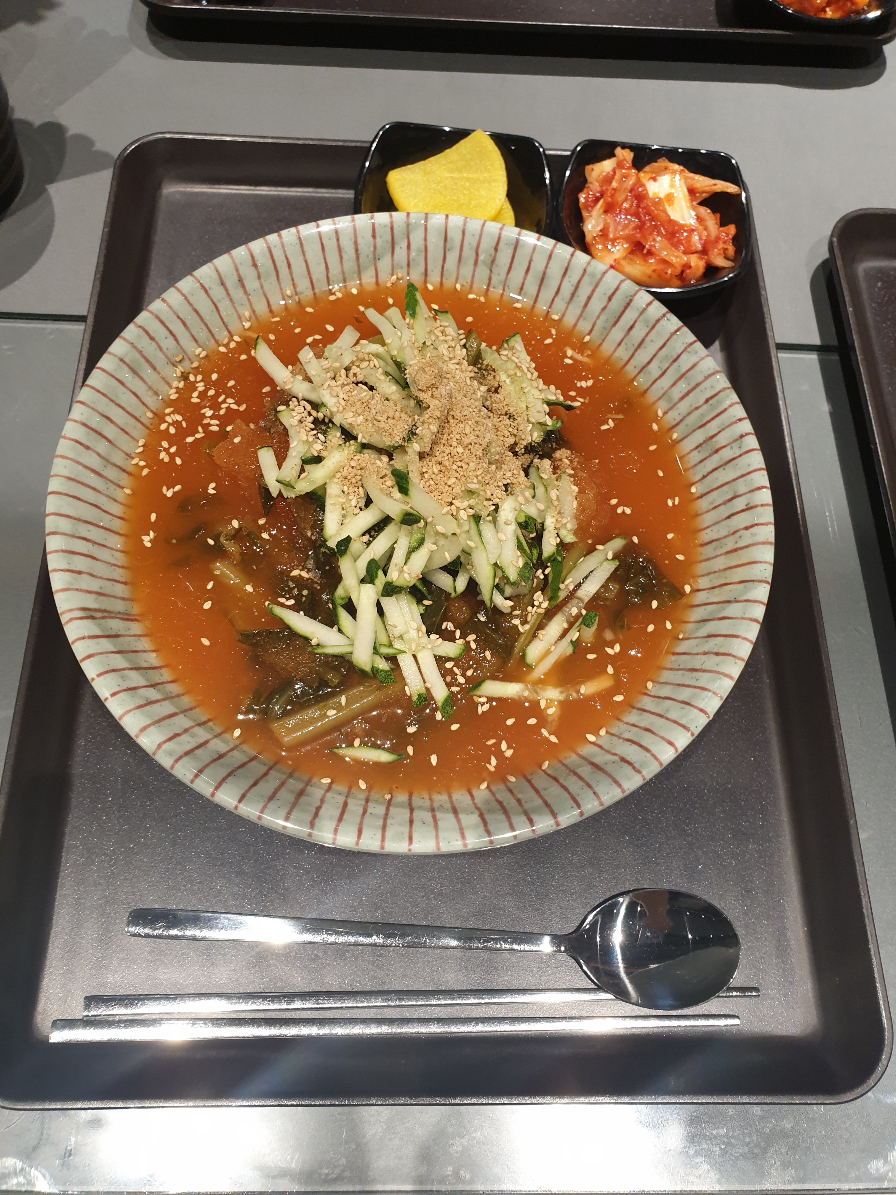 동동국수집 롯데백화점안산점