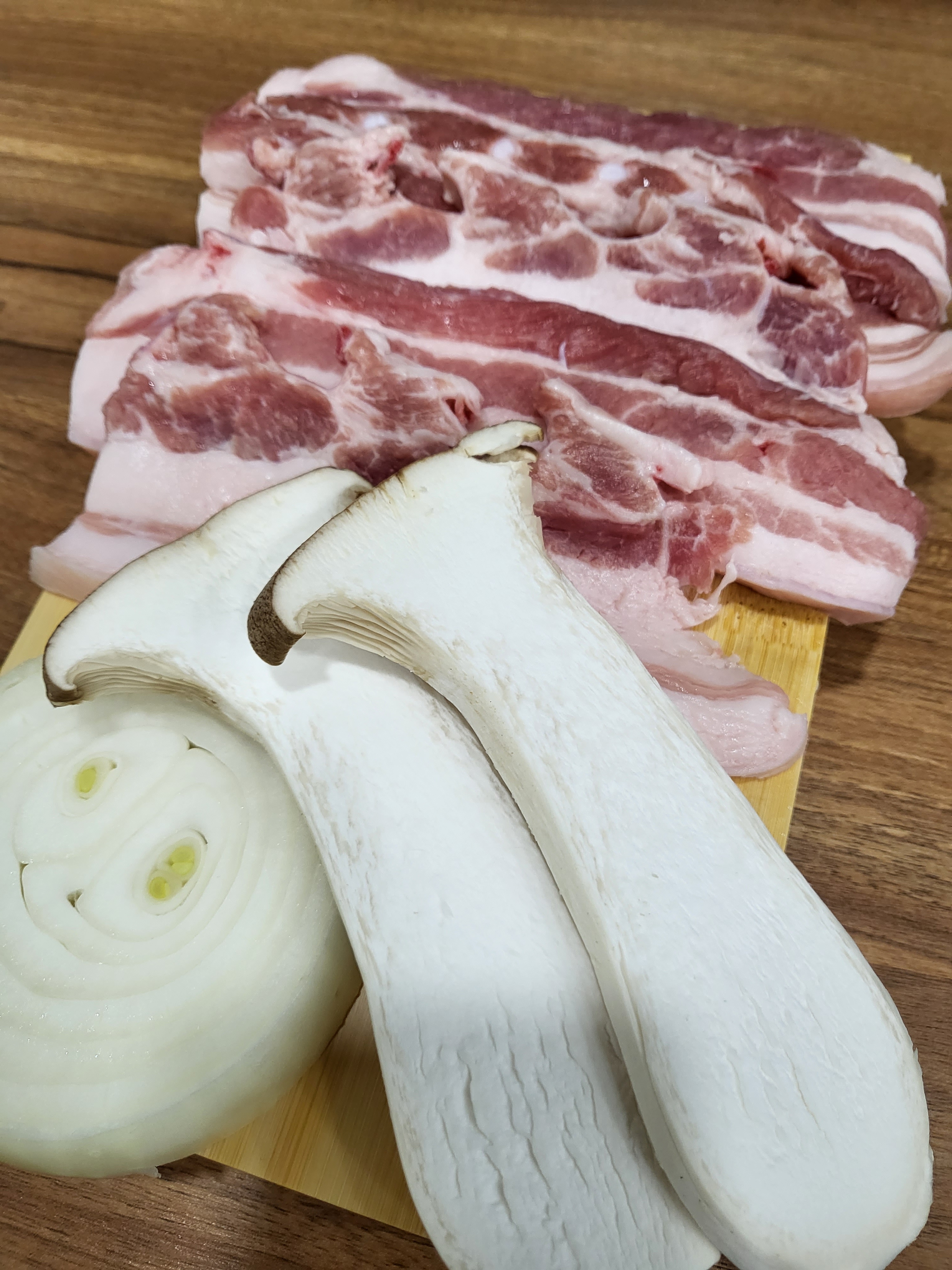 월수금통돼지김치찌개 거북섬점