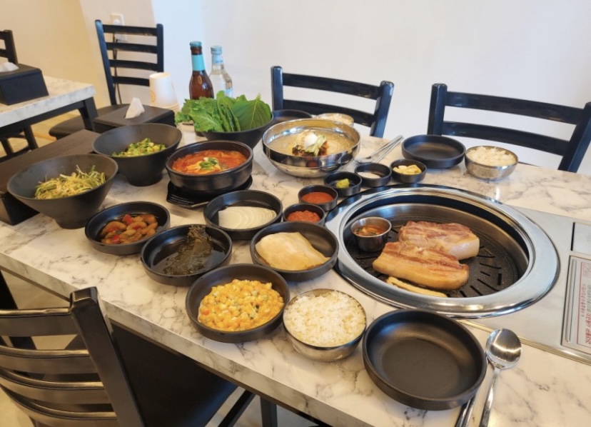 금능고깃집 보리짚불구이
