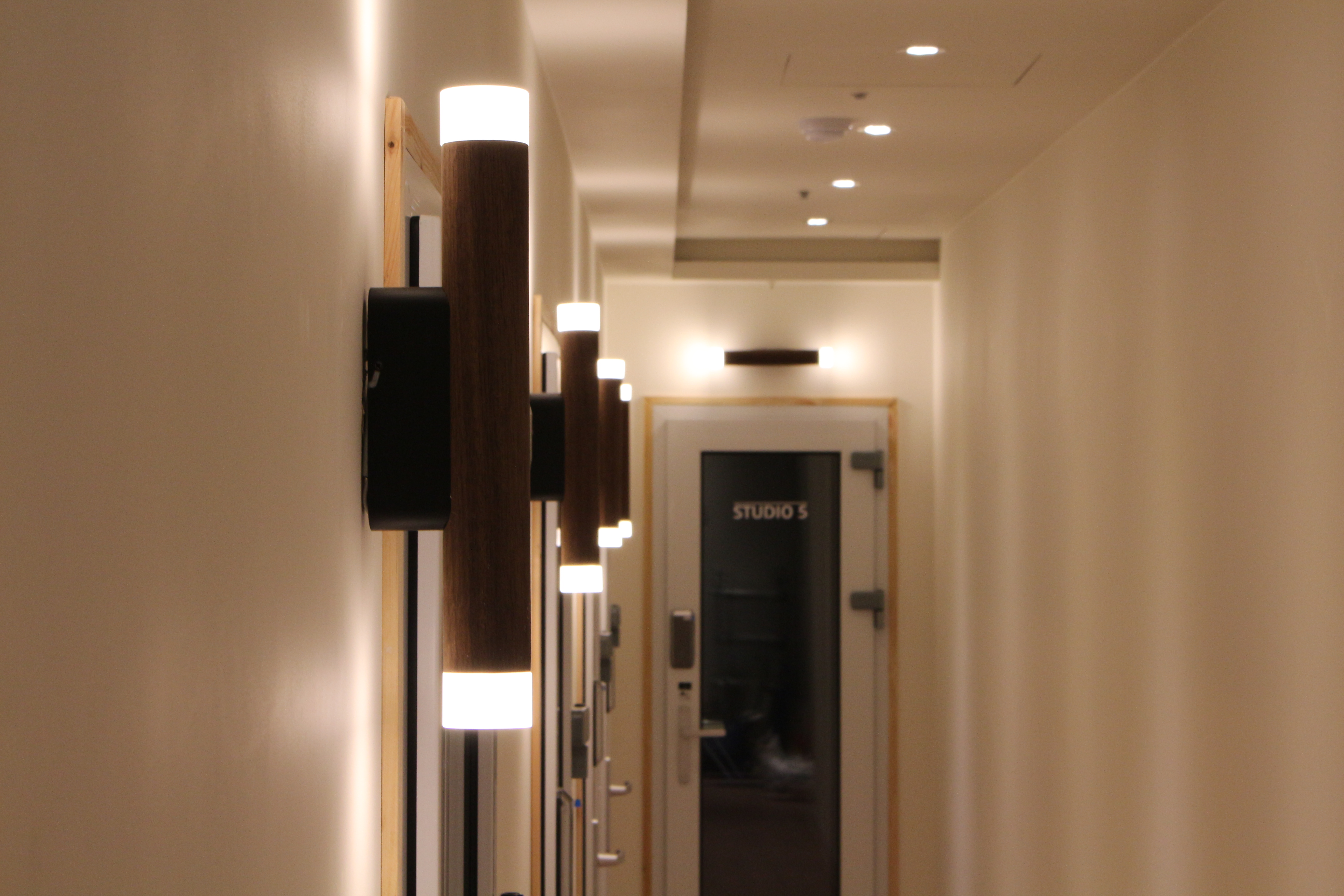 2번째 스튜디오 사진