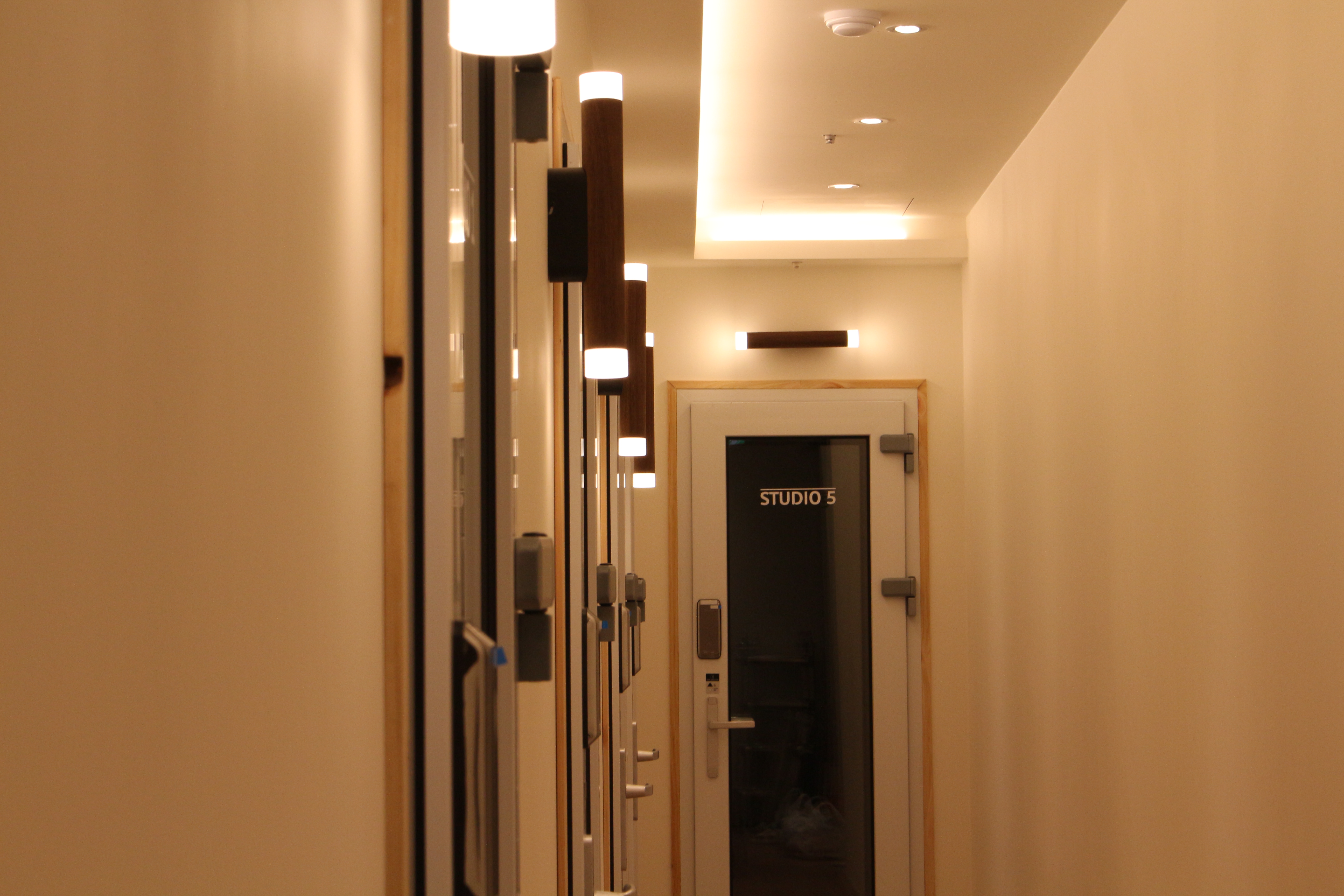 3번째 스튜디오 사진