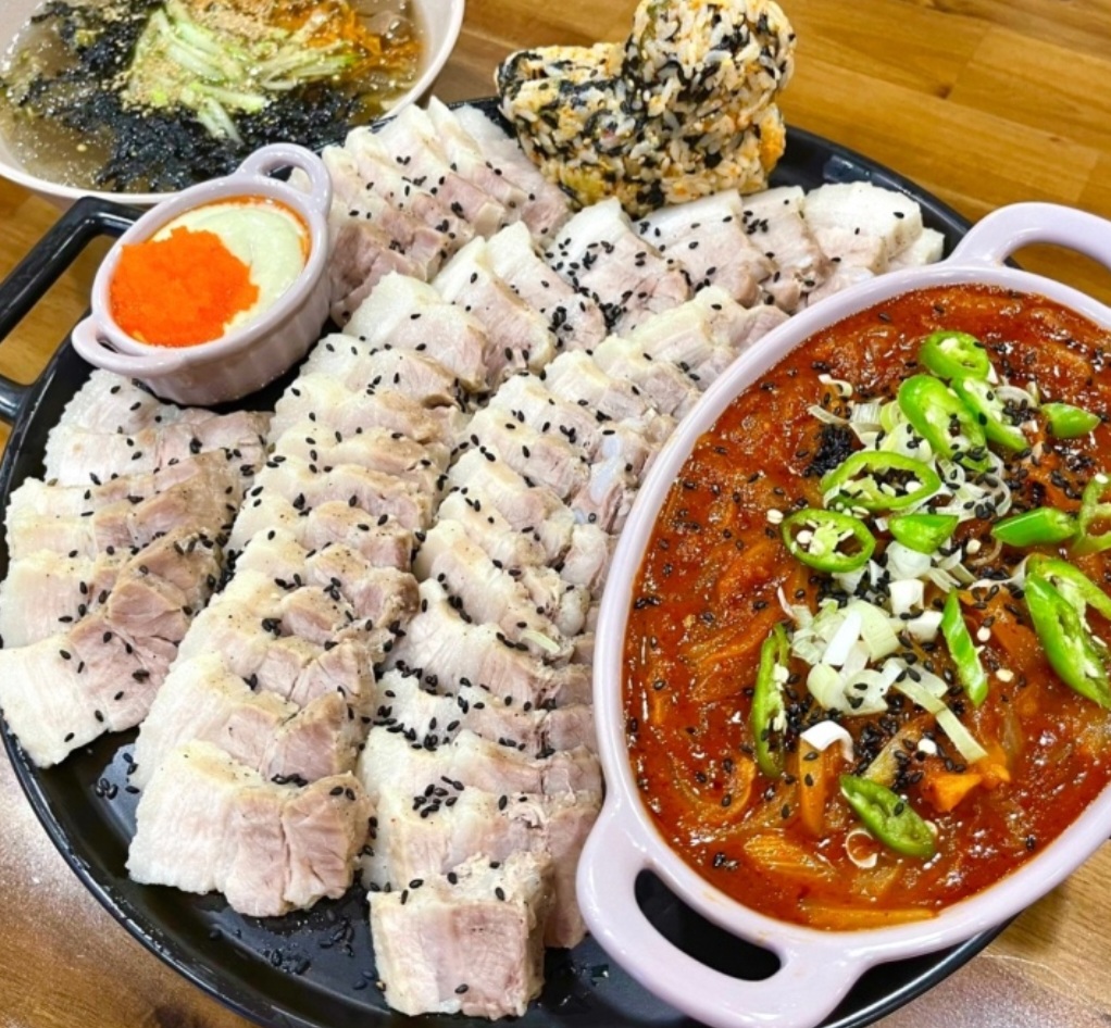 향미보쌈