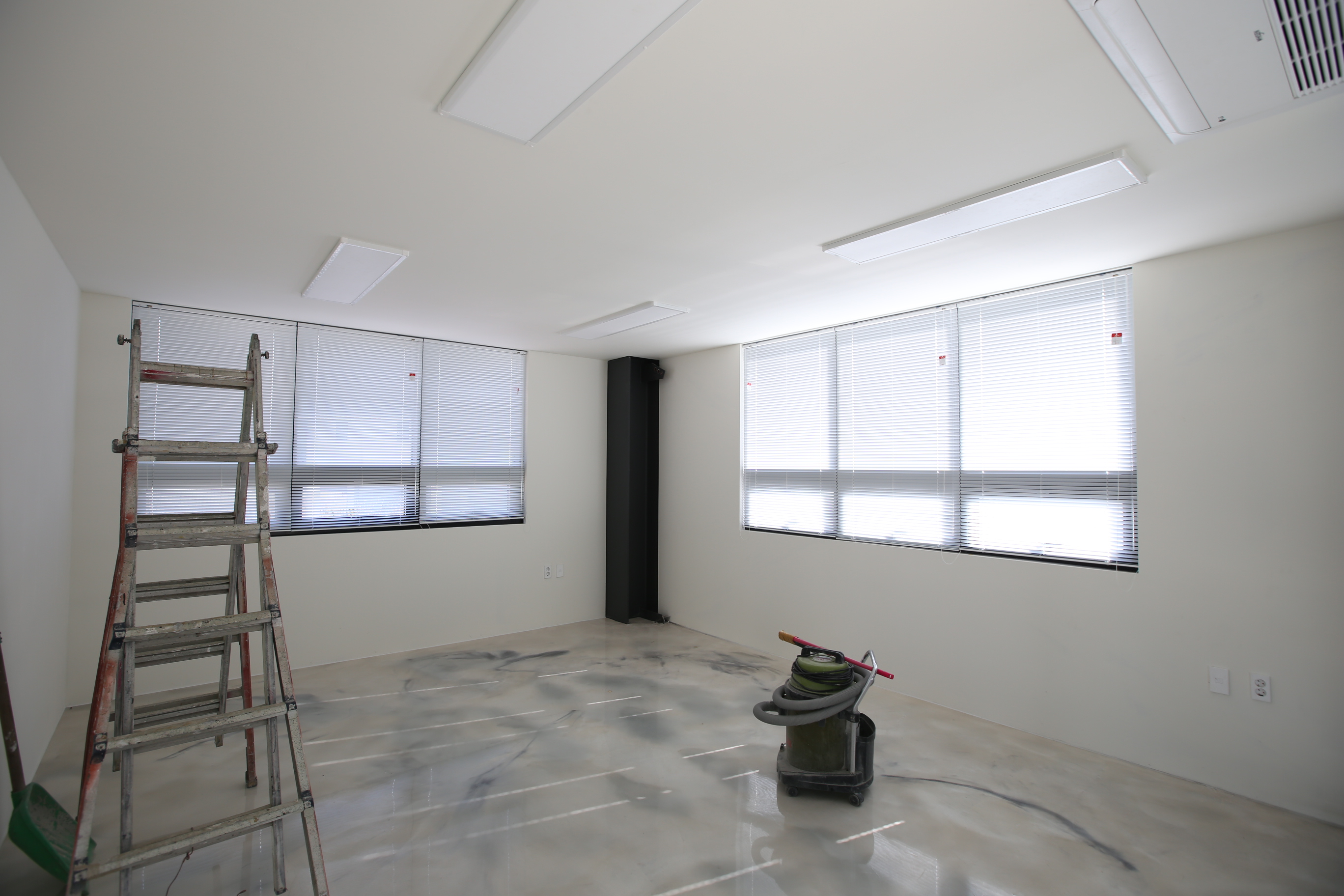 블라 커텐커튼 대표 이미지