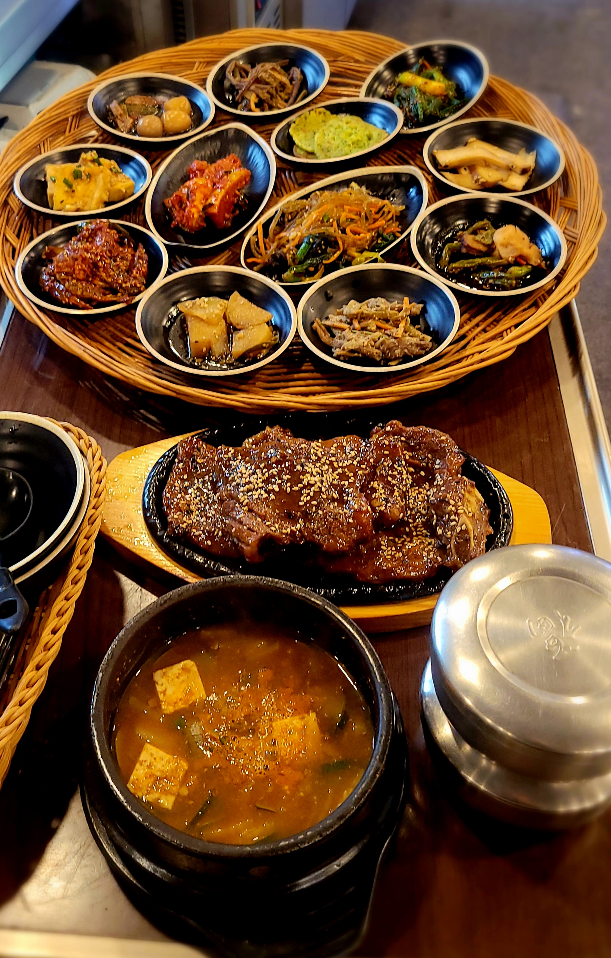 청룡골 본점