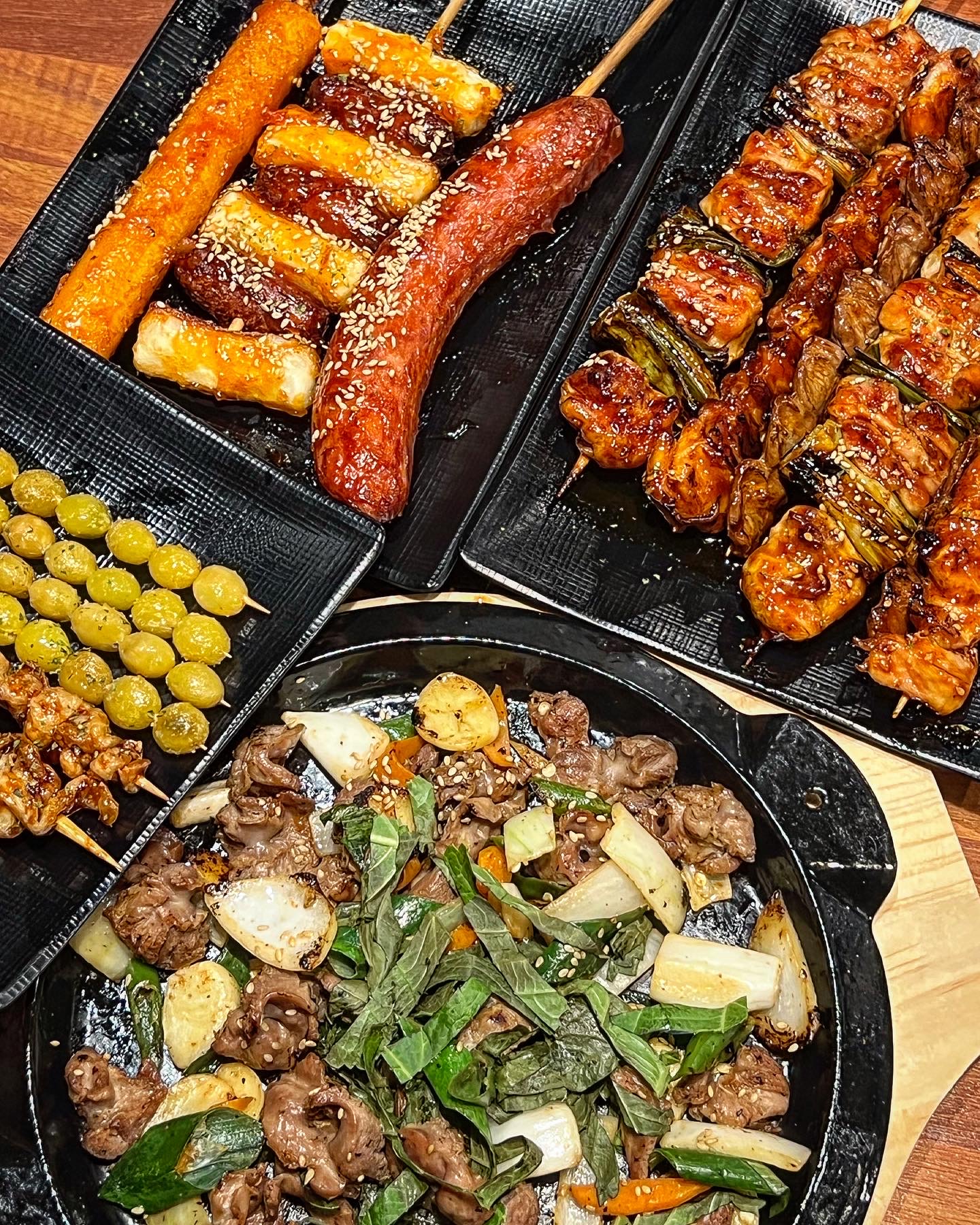 더꼬치다