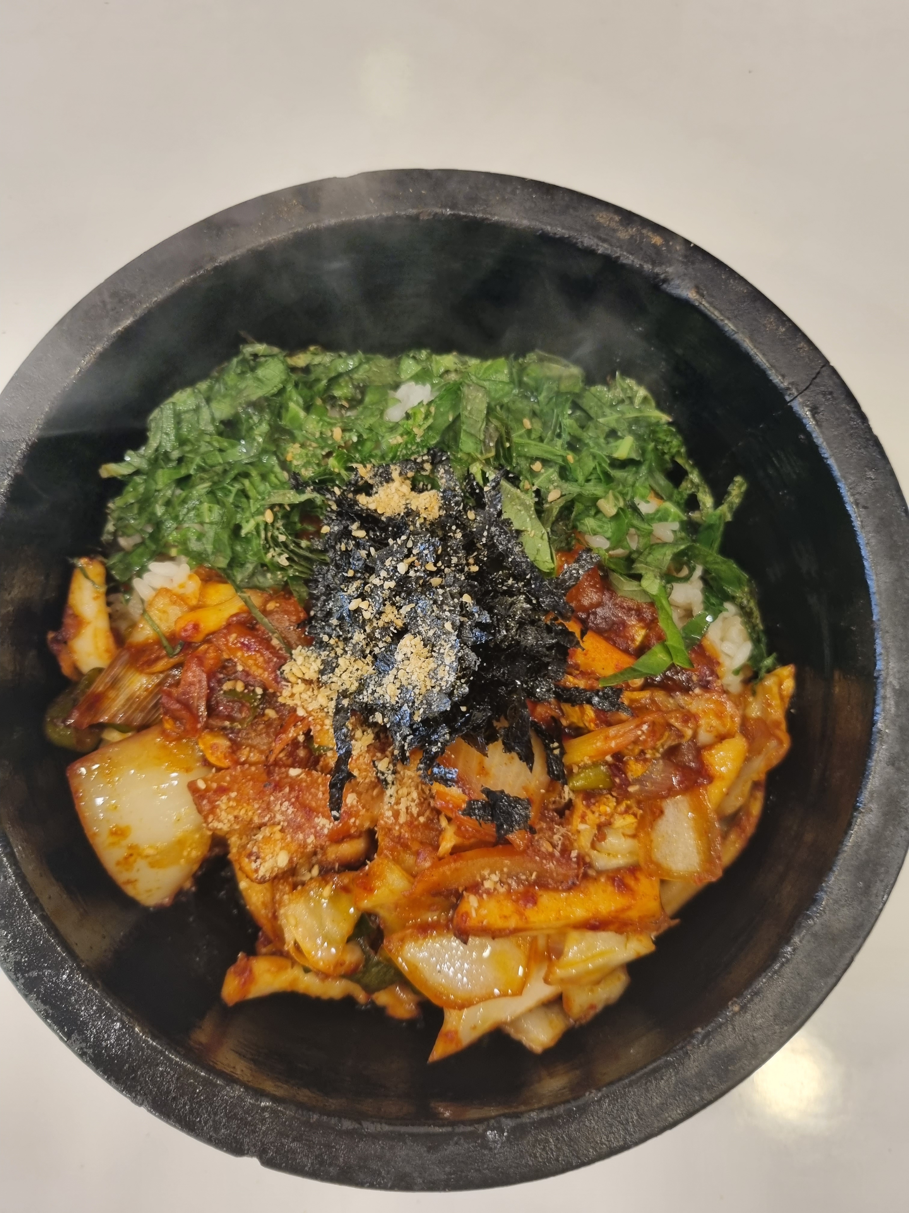 깜상알밥국시