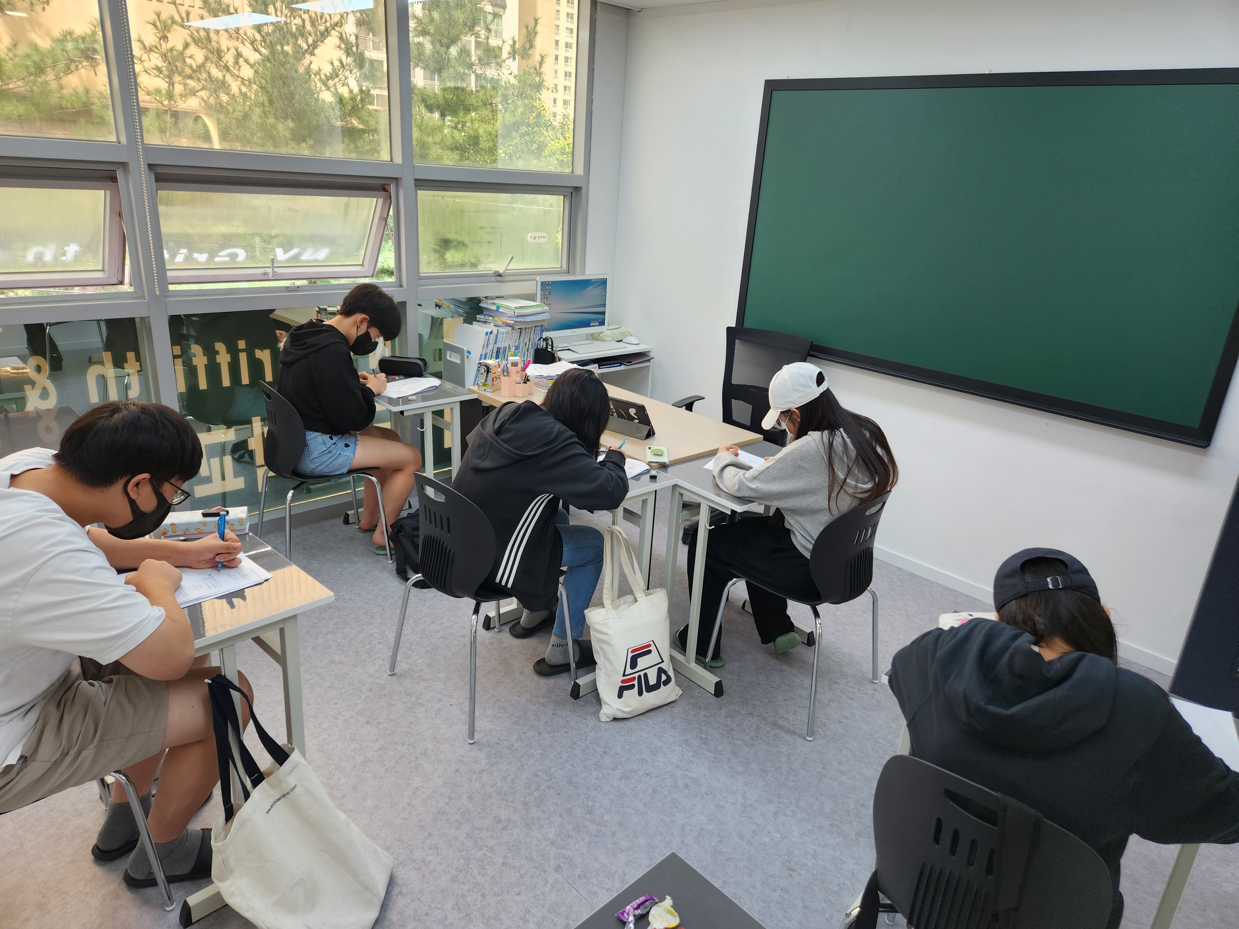 명품이앤엠학원
