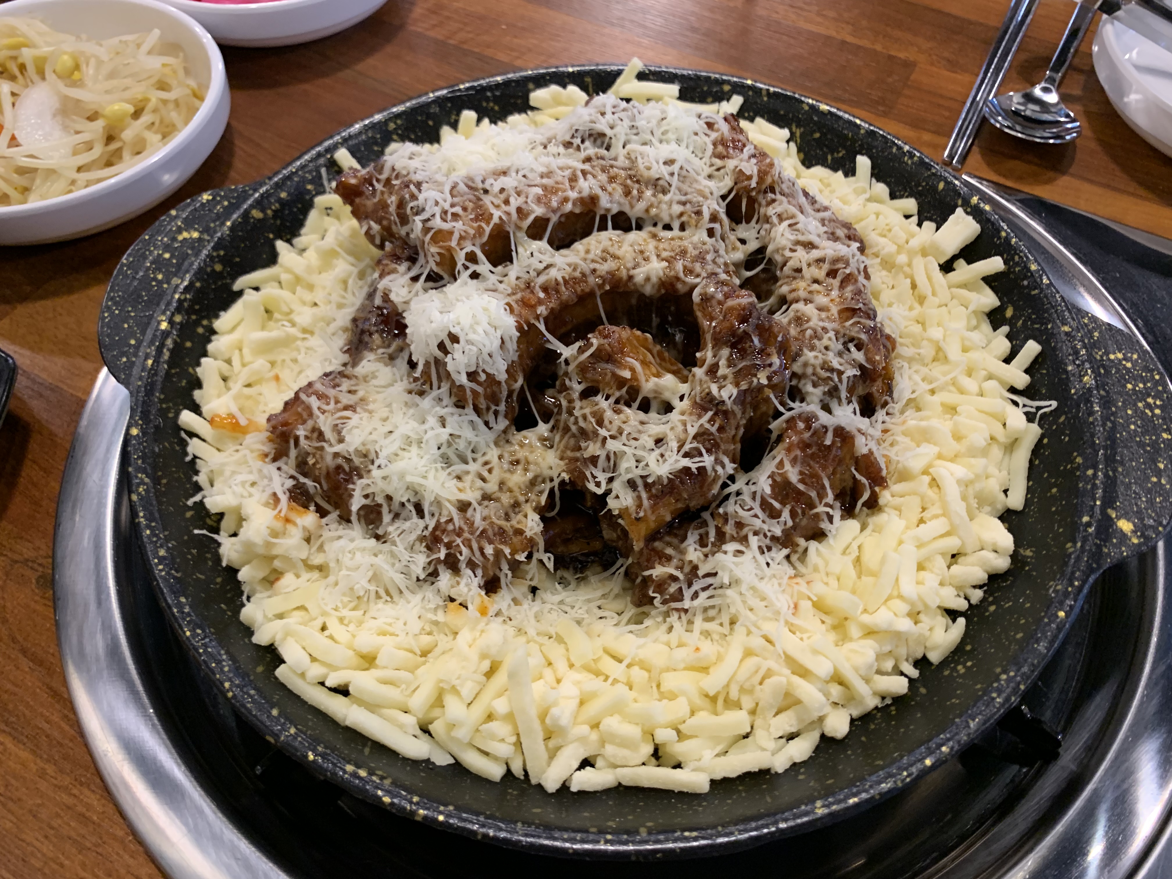 저팔계연탄쪽갈비 율량본점