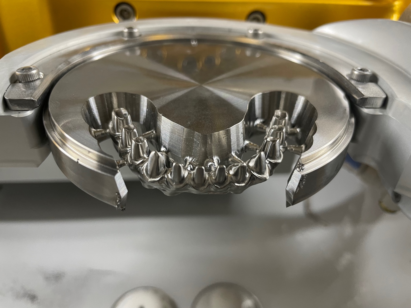 티핏기공소 대표 이미지