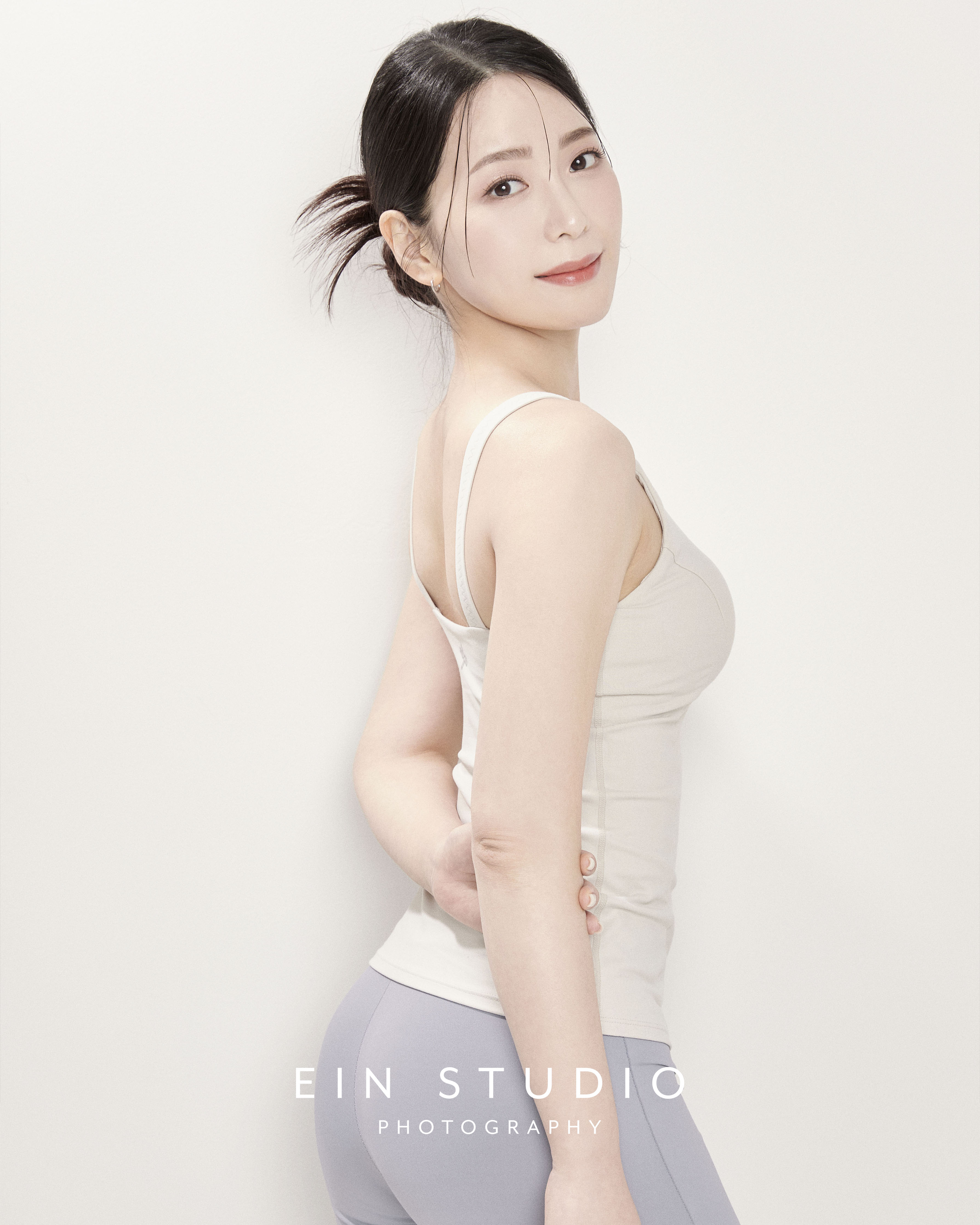 아인스튜디오
