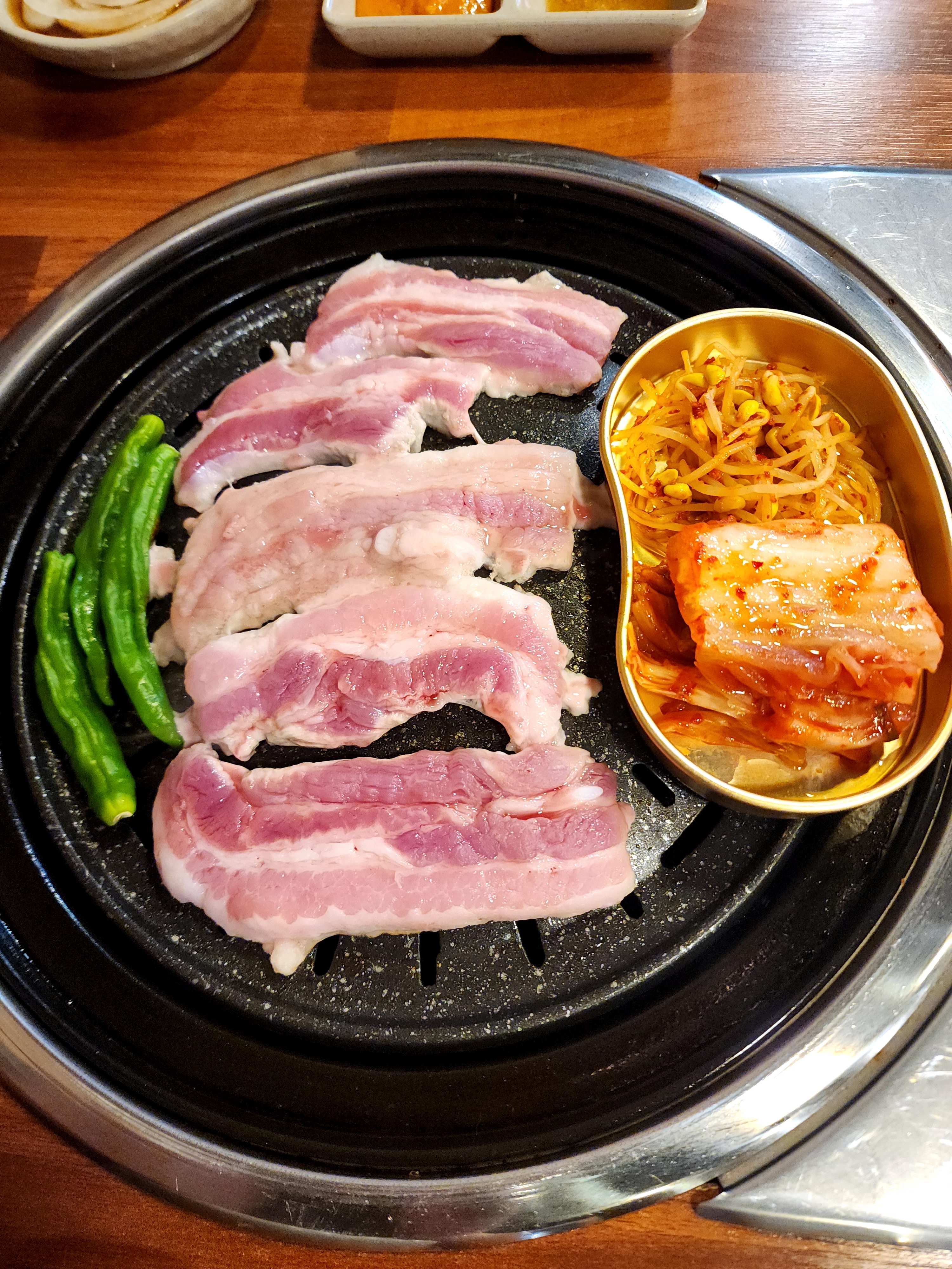 어서오삼겹살