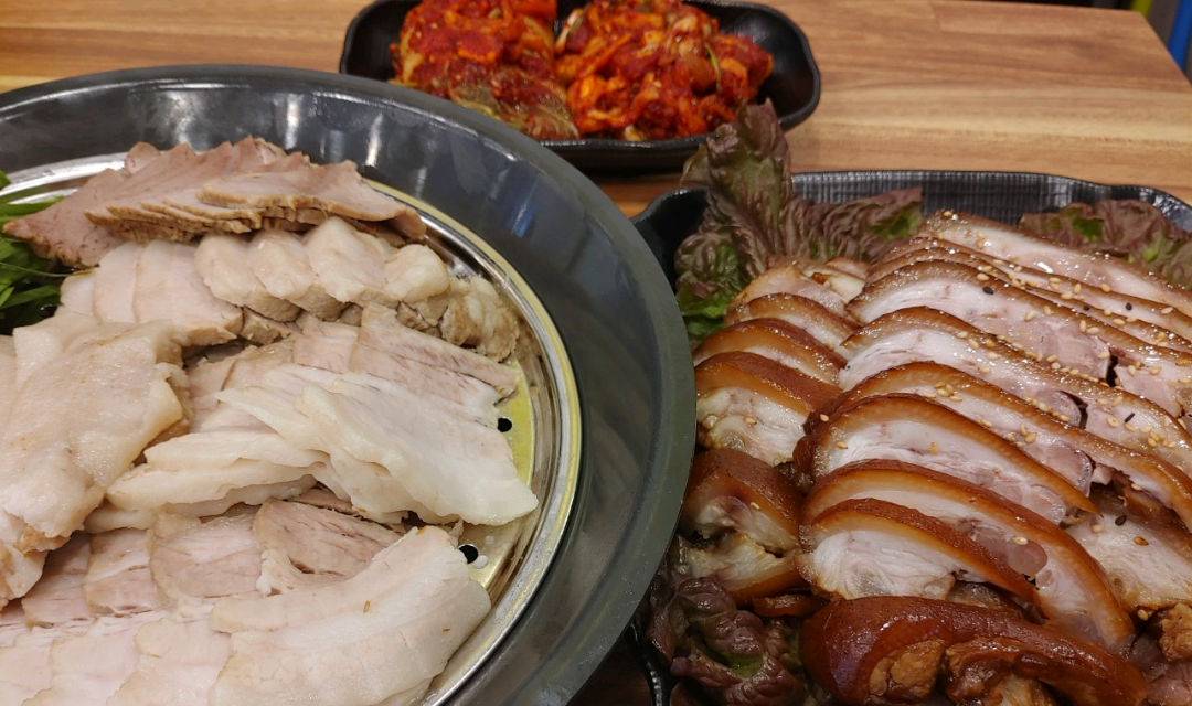 우리 수육보쌈족발