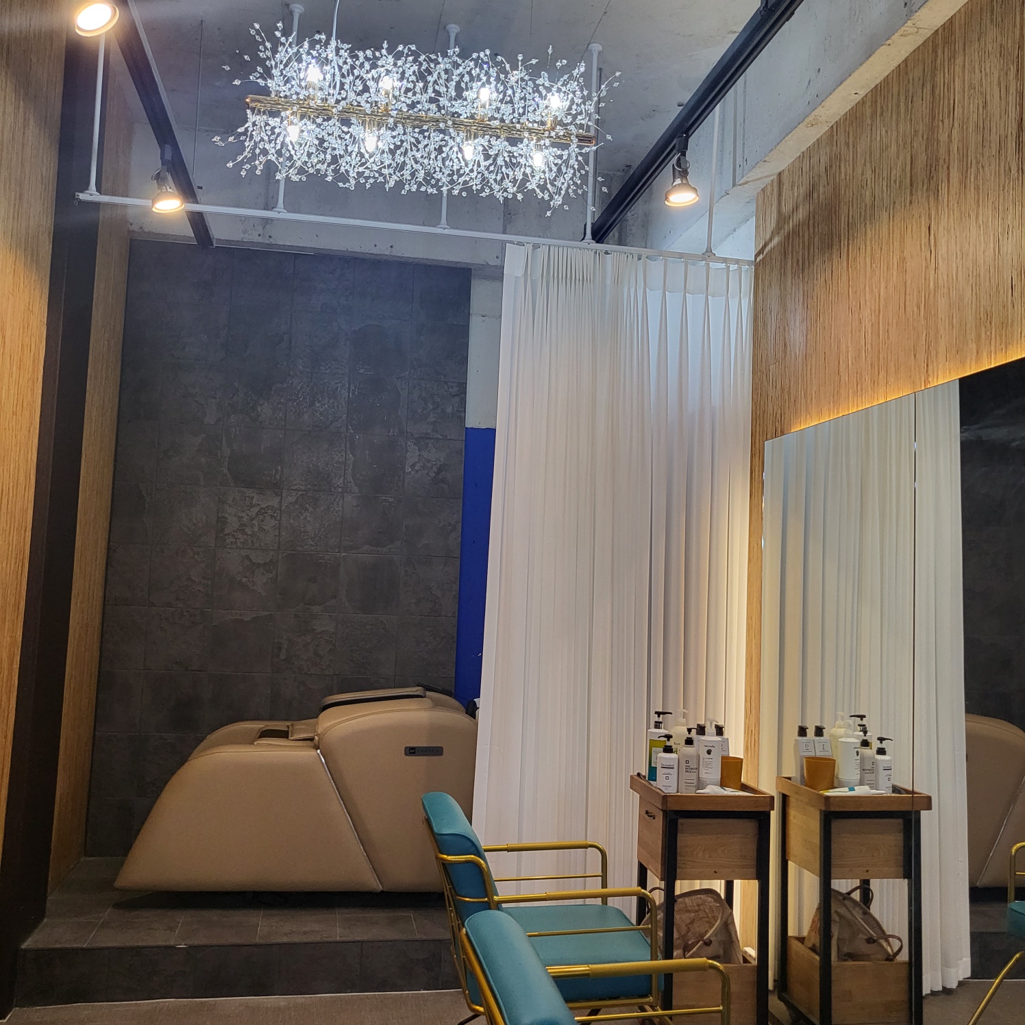 루아헤어&스토어 아주점 대표 이미지