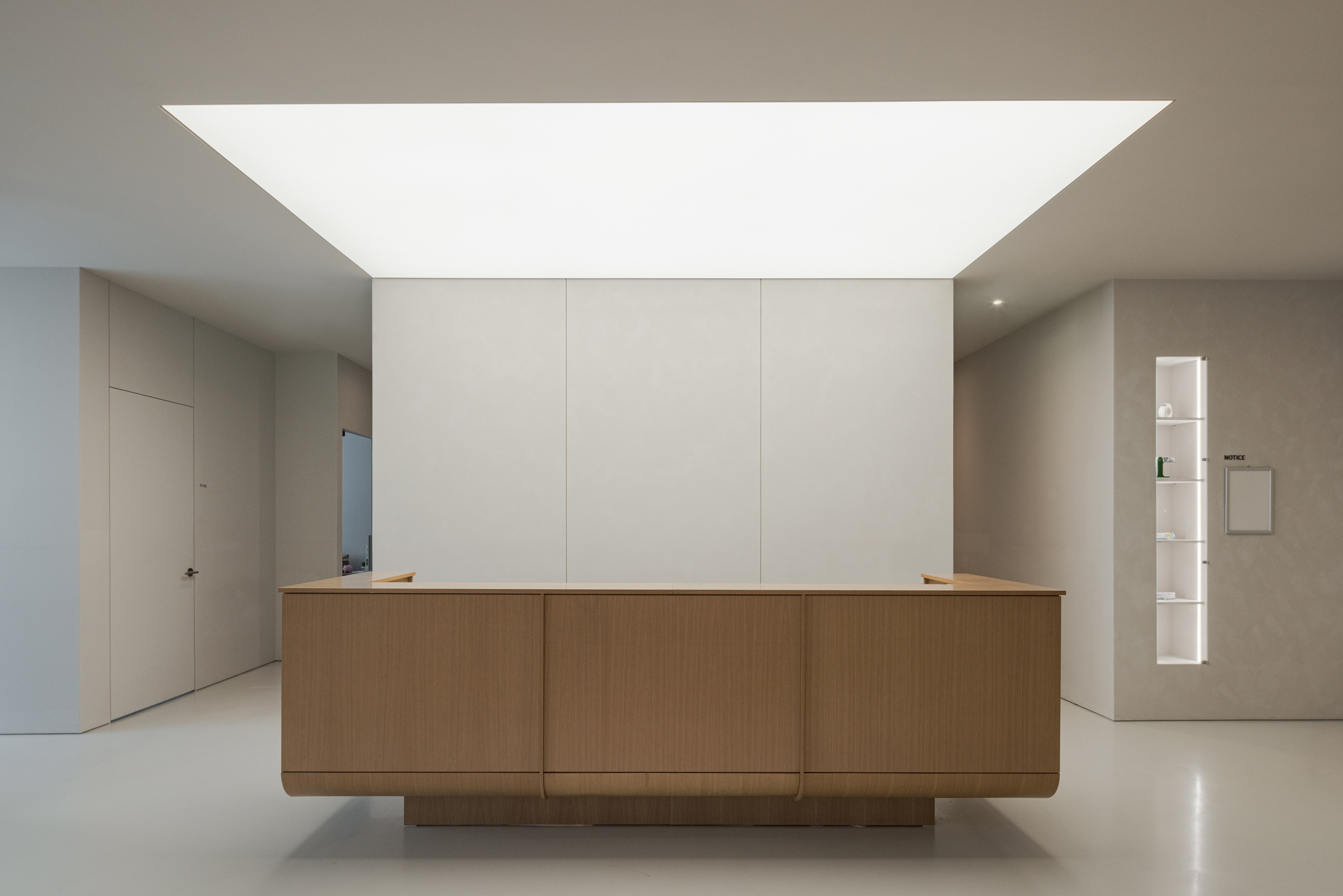 엘포트 봄봄 이비인후과의원 대표 이미지