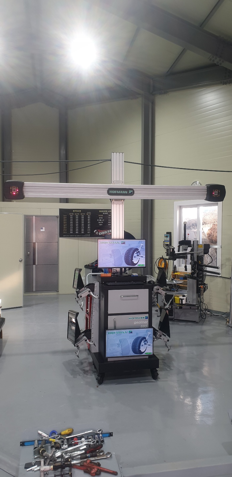 타이어크루 대표 이미지