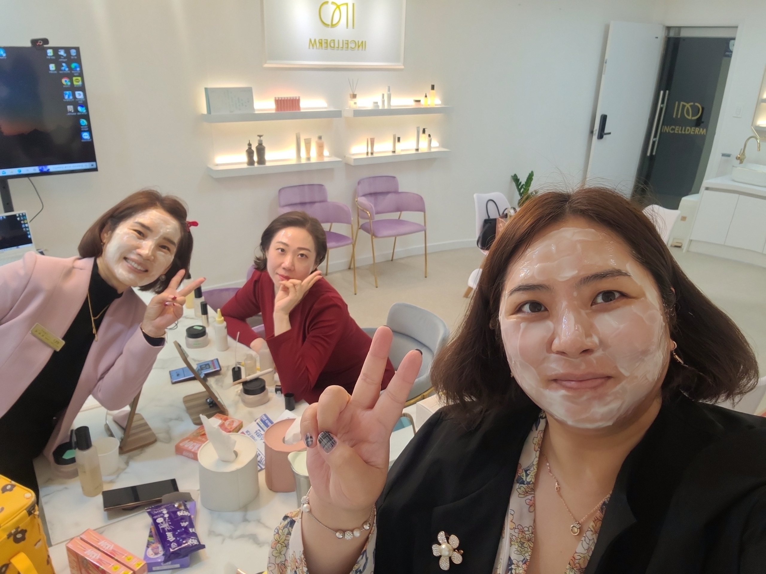 더예쁜인셀덤