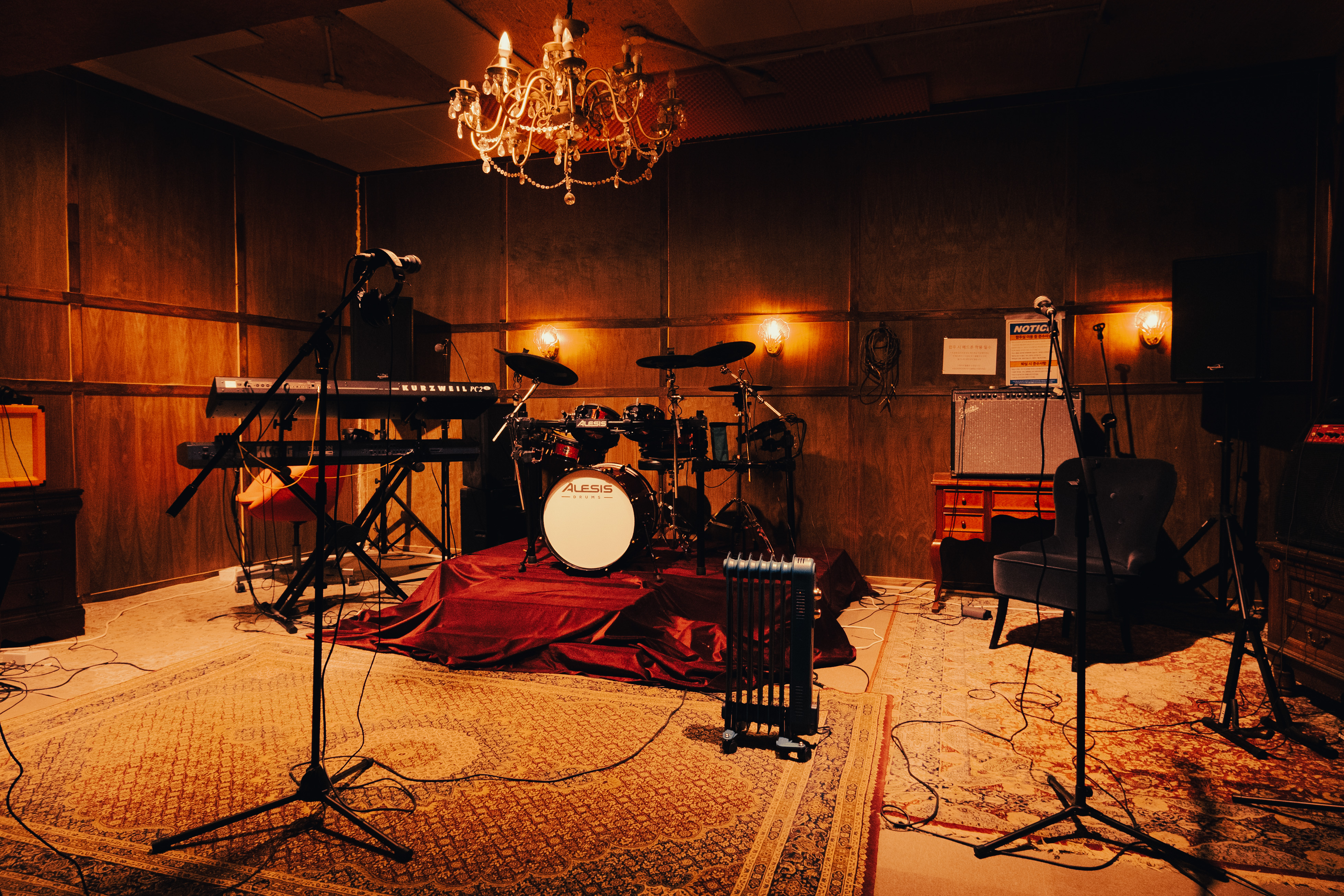 1번째 스튜디오 사진