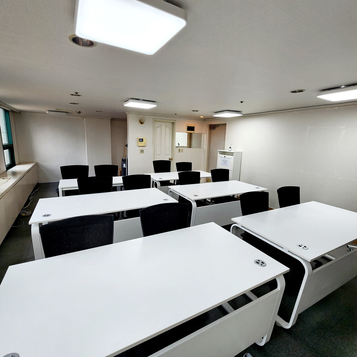 민현원 스터디룸 미팅룸 잠실 대표 이미지