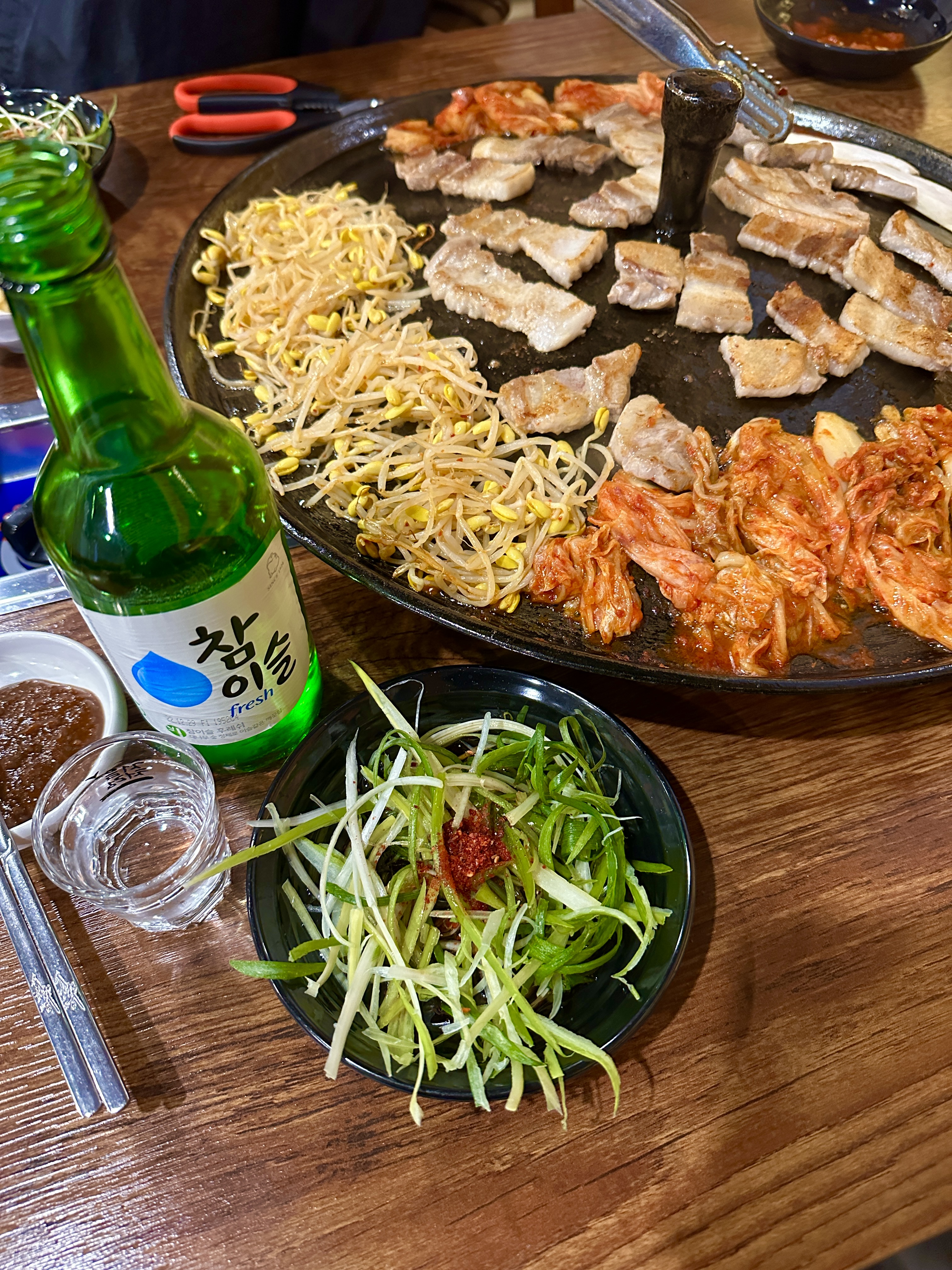 김치왕뚜껑삼겹살