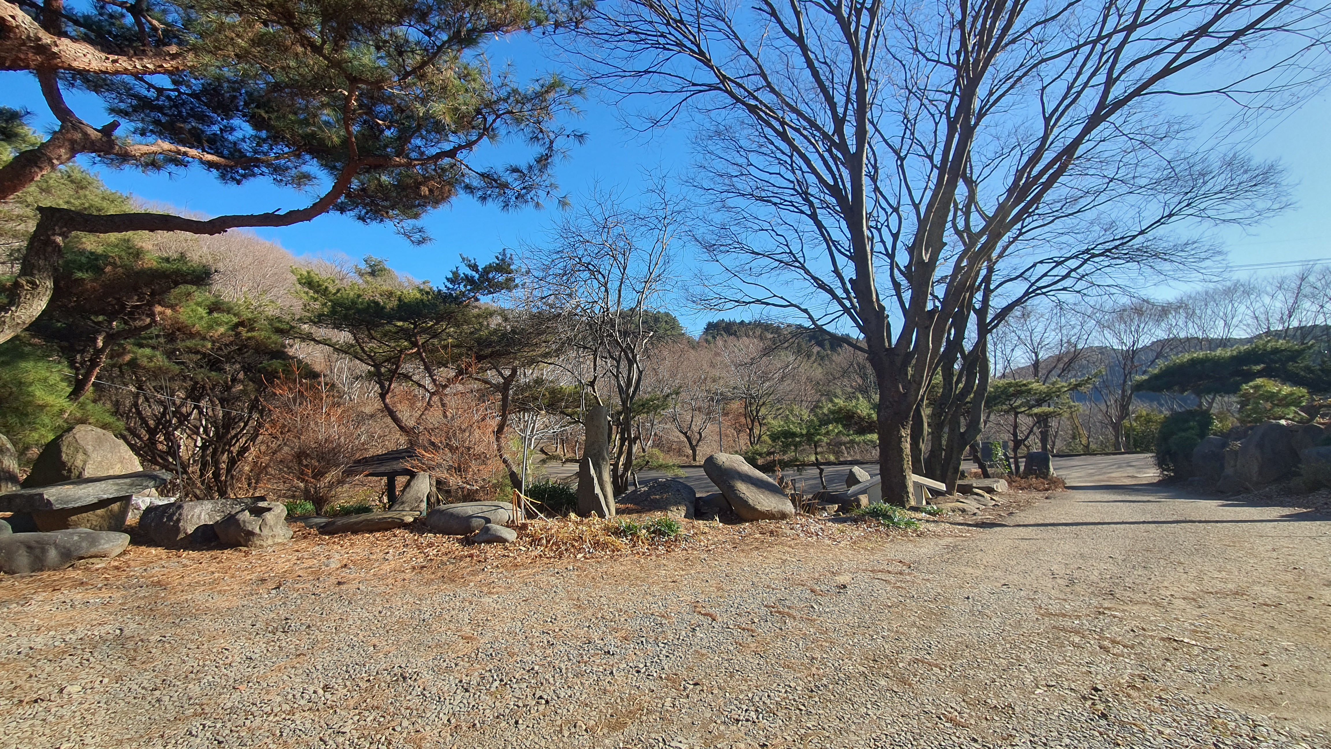 연화산장