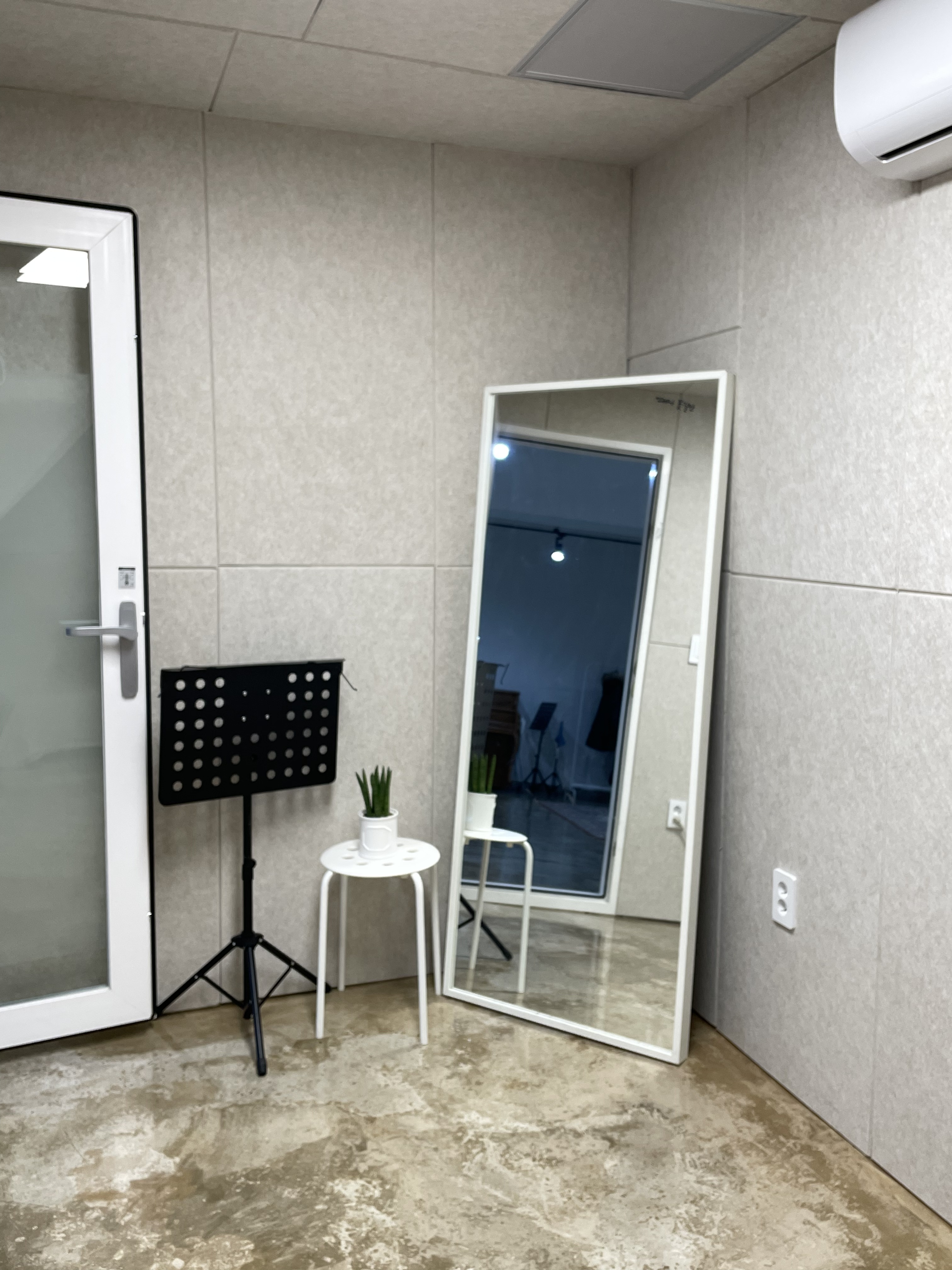 1번째 스튜디오 사진