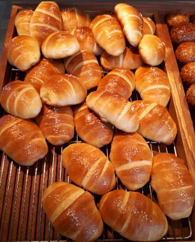 카페빵선생운서역점