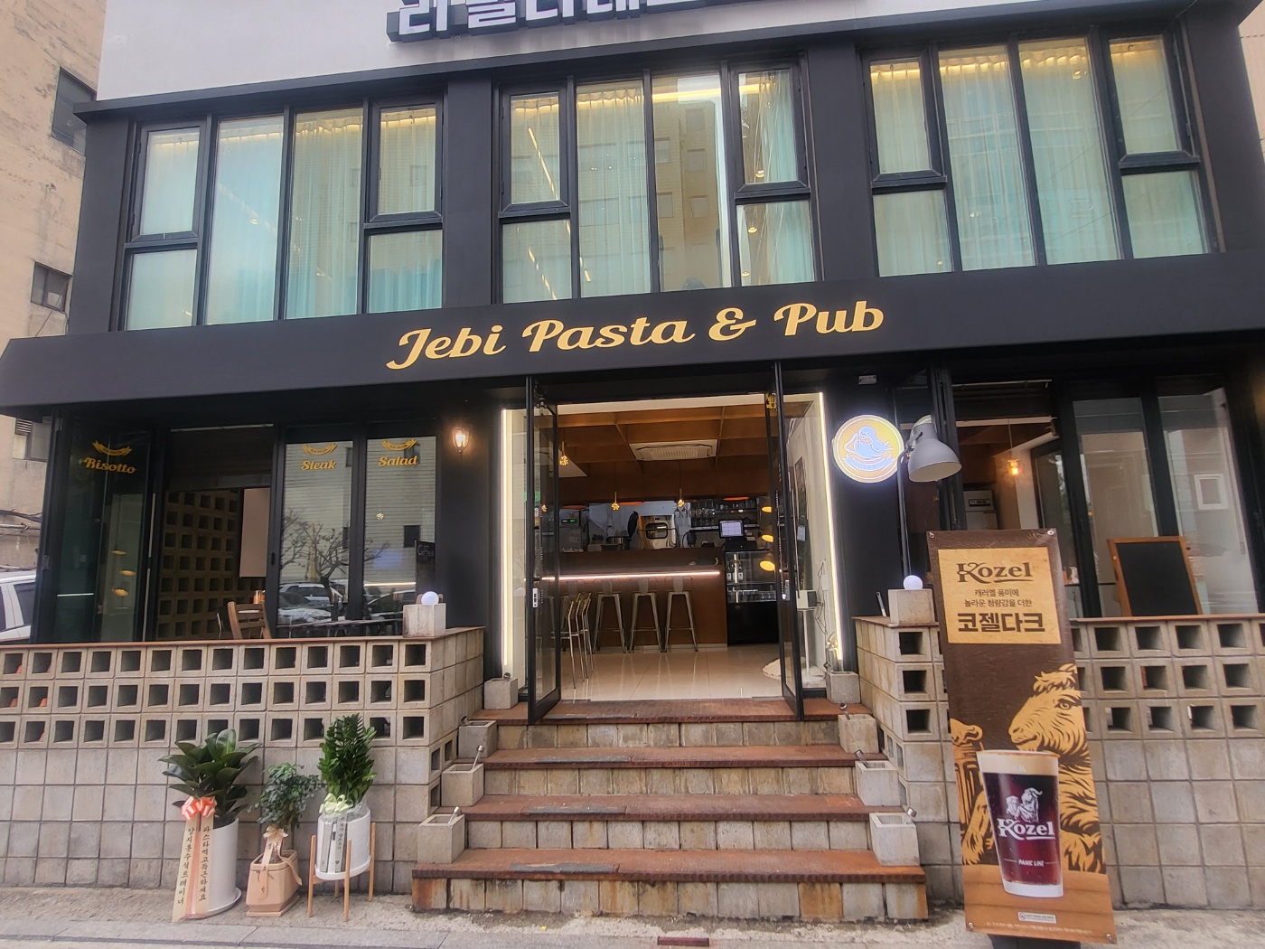 제비파스타&리조또 방배사당점 내부 또는 관련 모습