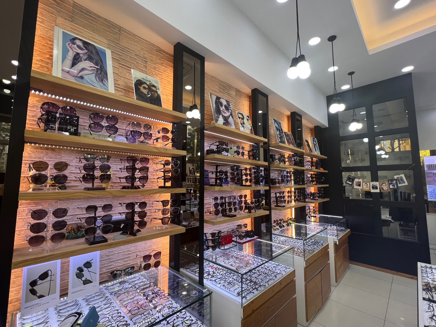 아이유안경콘택트 첨단2지구 대표 이미지