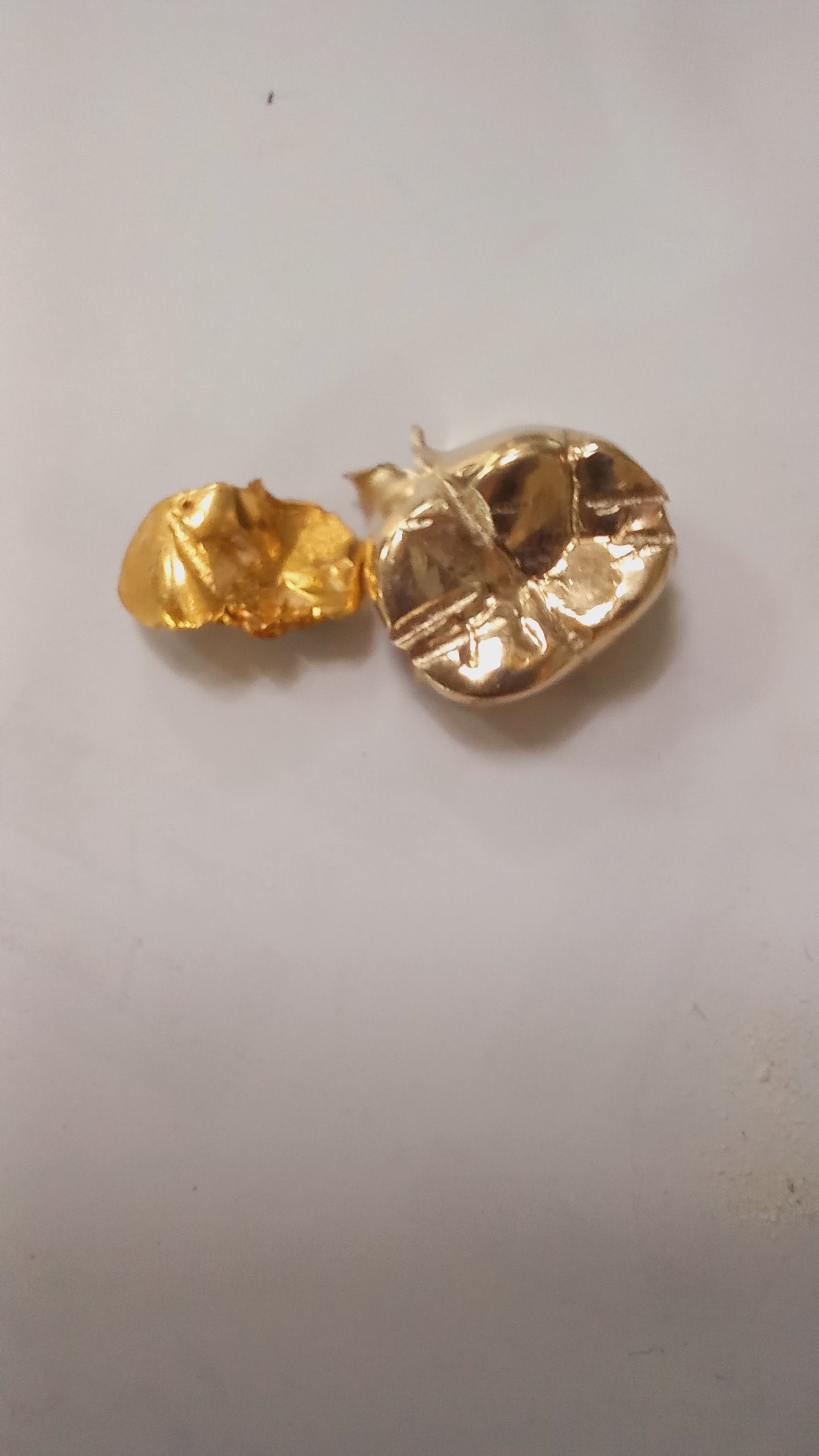 황금빛깔 금니거래소 대표 이미지