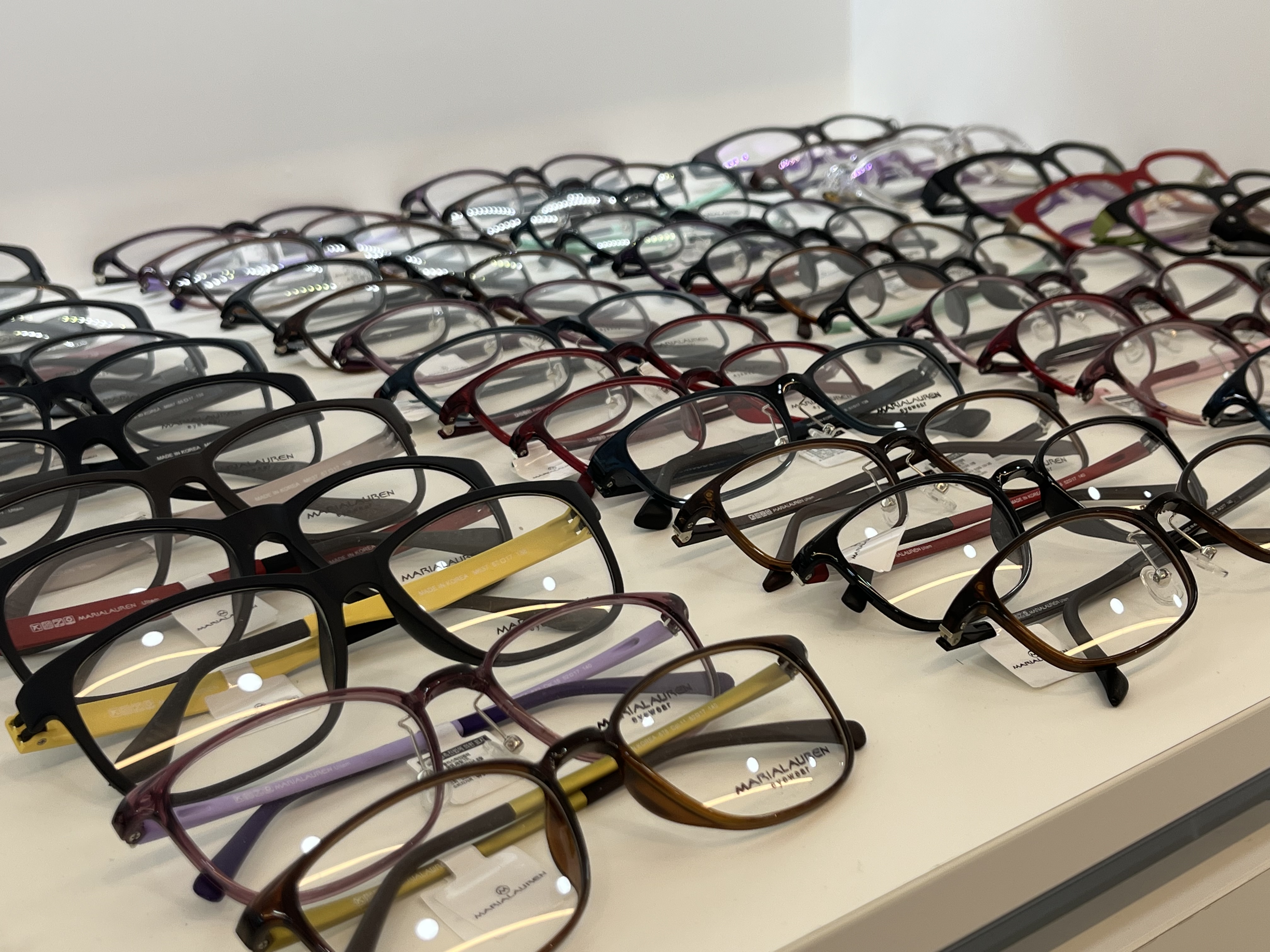 아이센스 안경원 지산점 대표 이미지