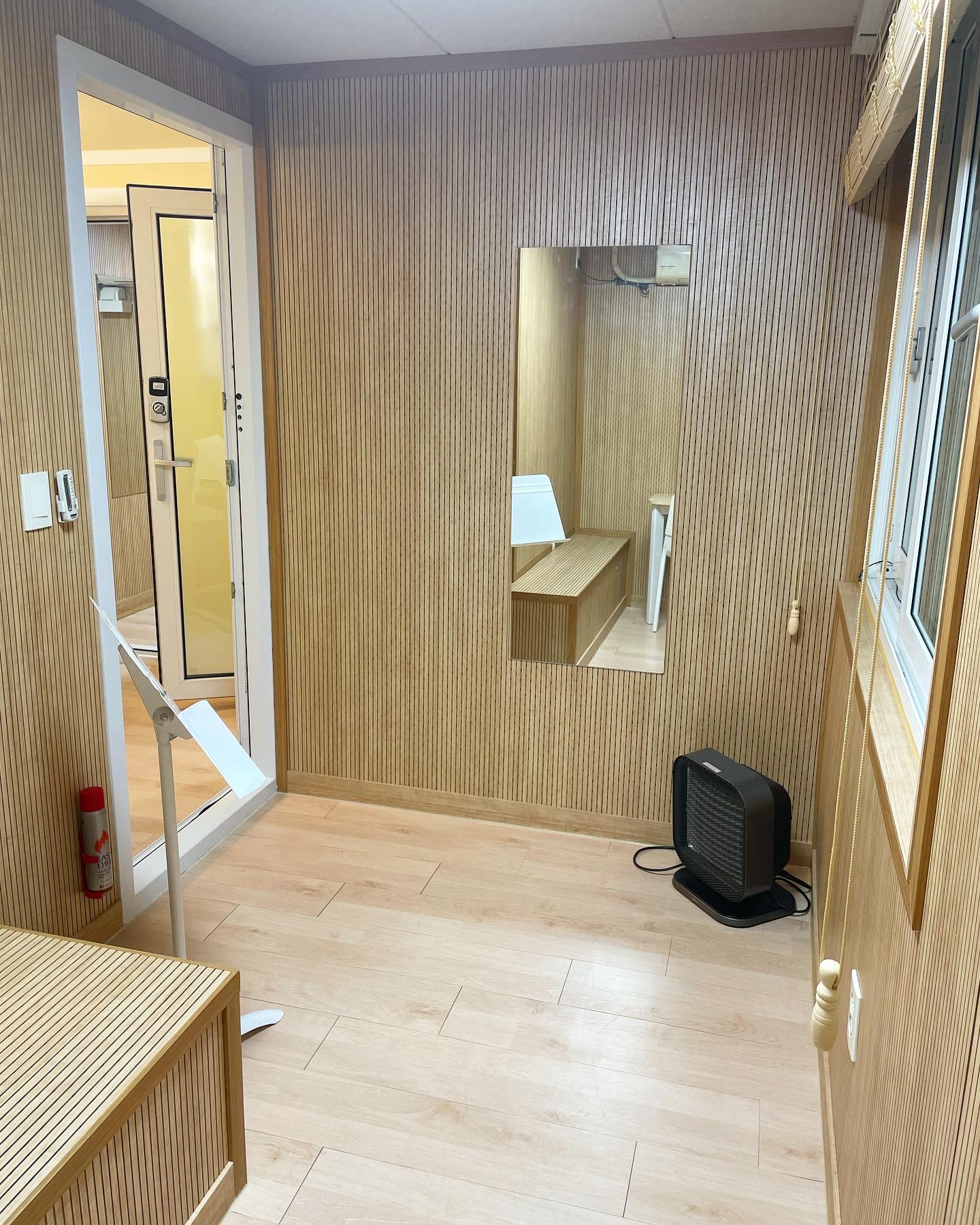 4번째 스튜디오 사진