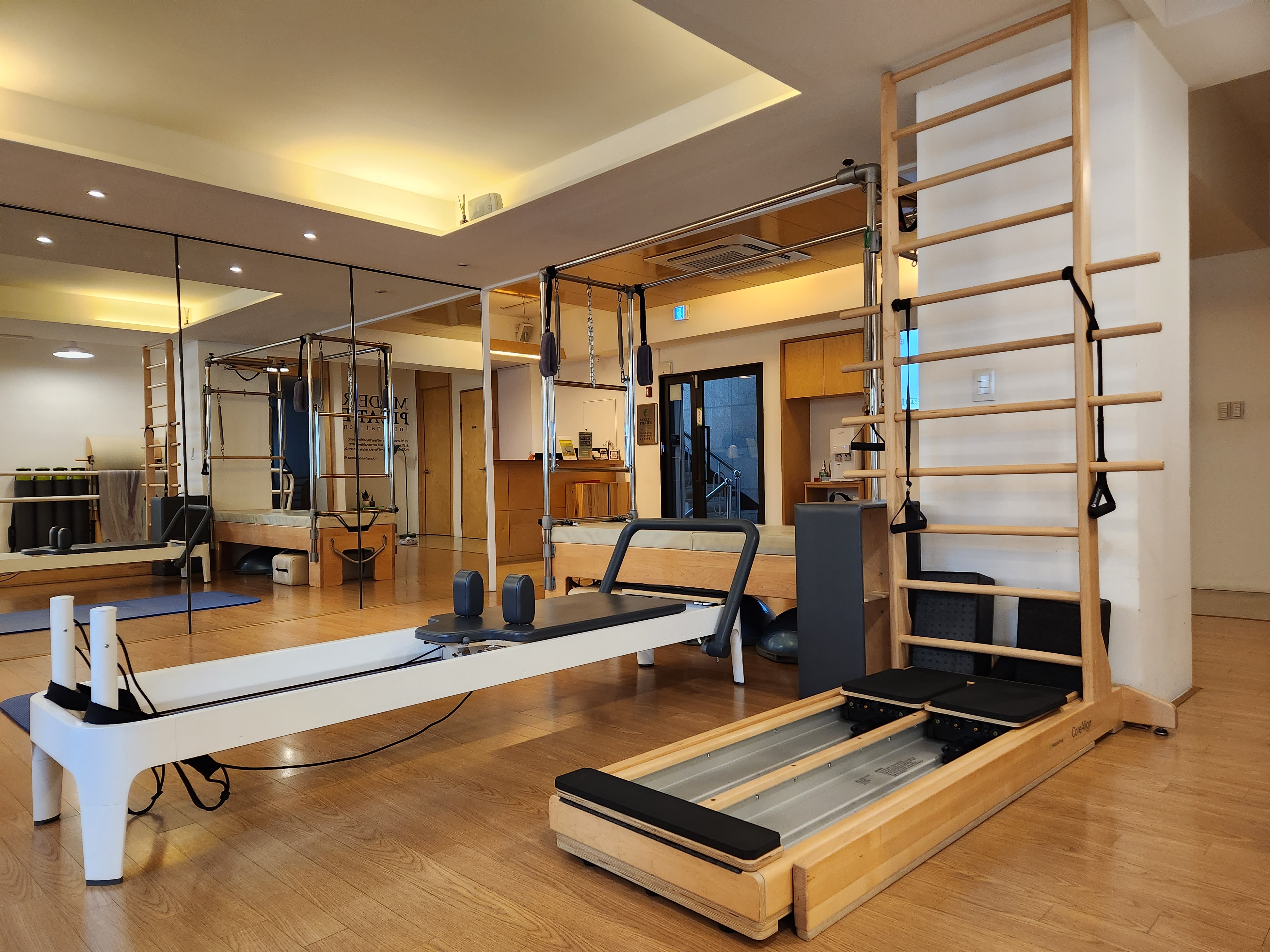 모던필라테스 응암점 대표 이미지