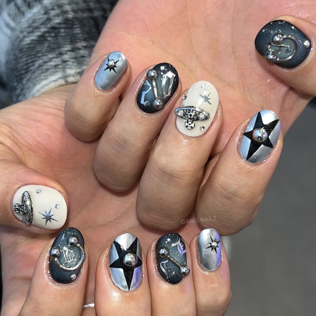 갱네일즈 대표 이미지 - 화려한 네일아트