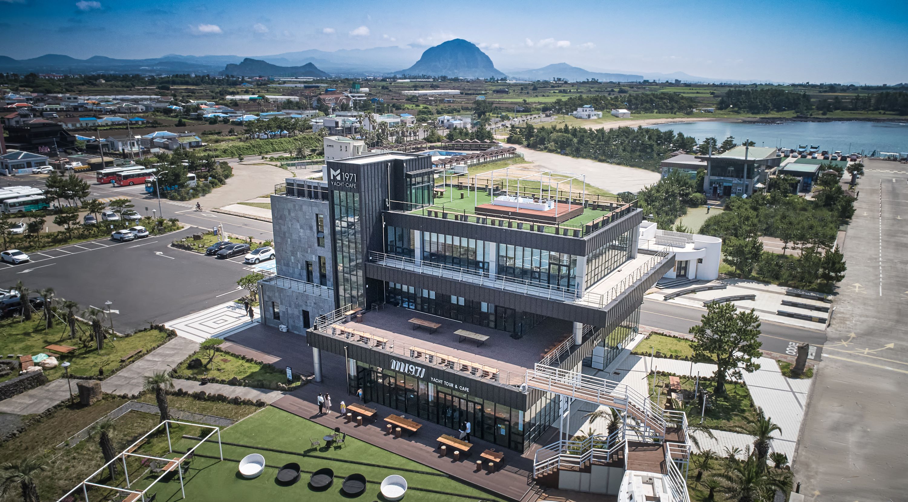 M1971 카페 엠브릿지