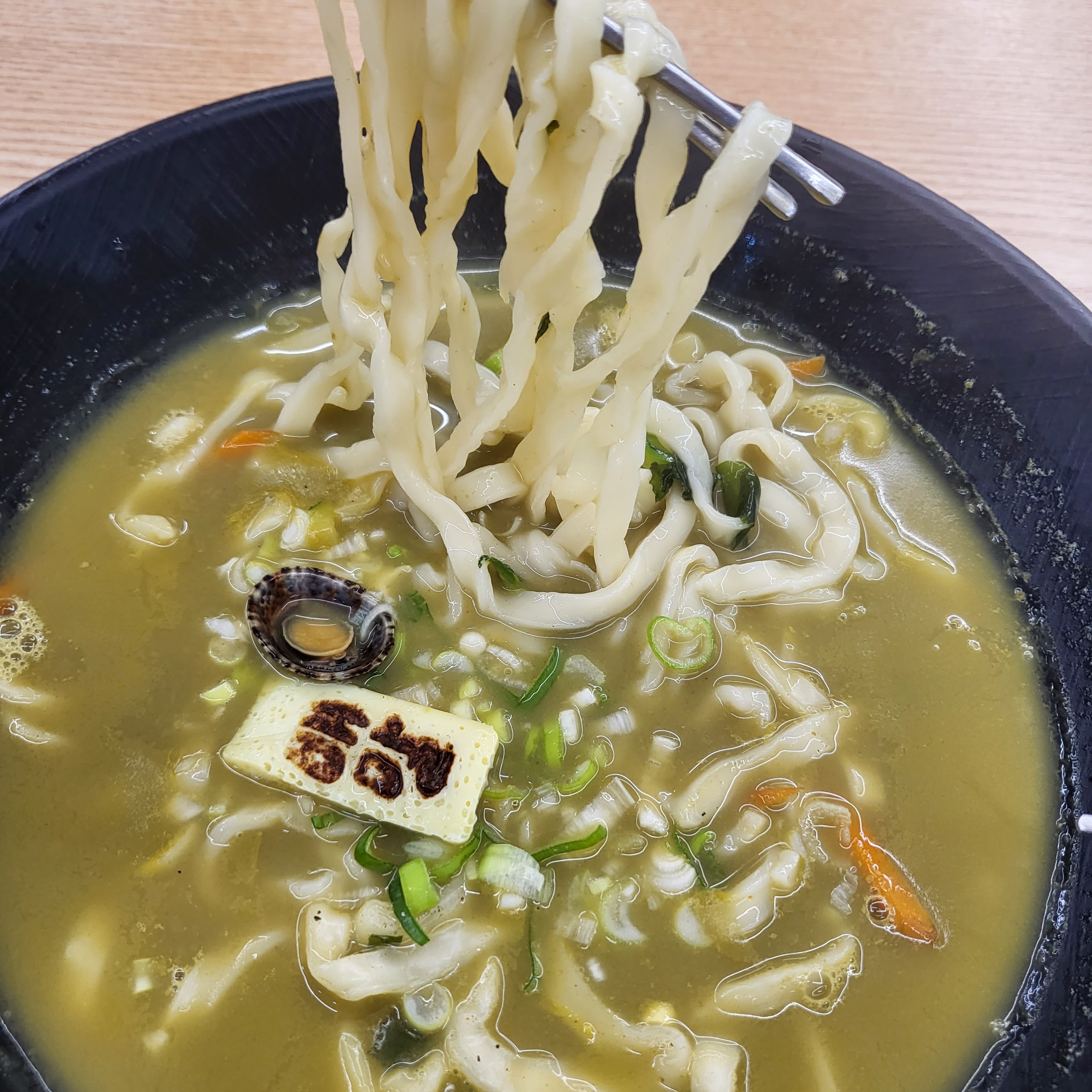 배말칼국수김밥 진주신안평거점