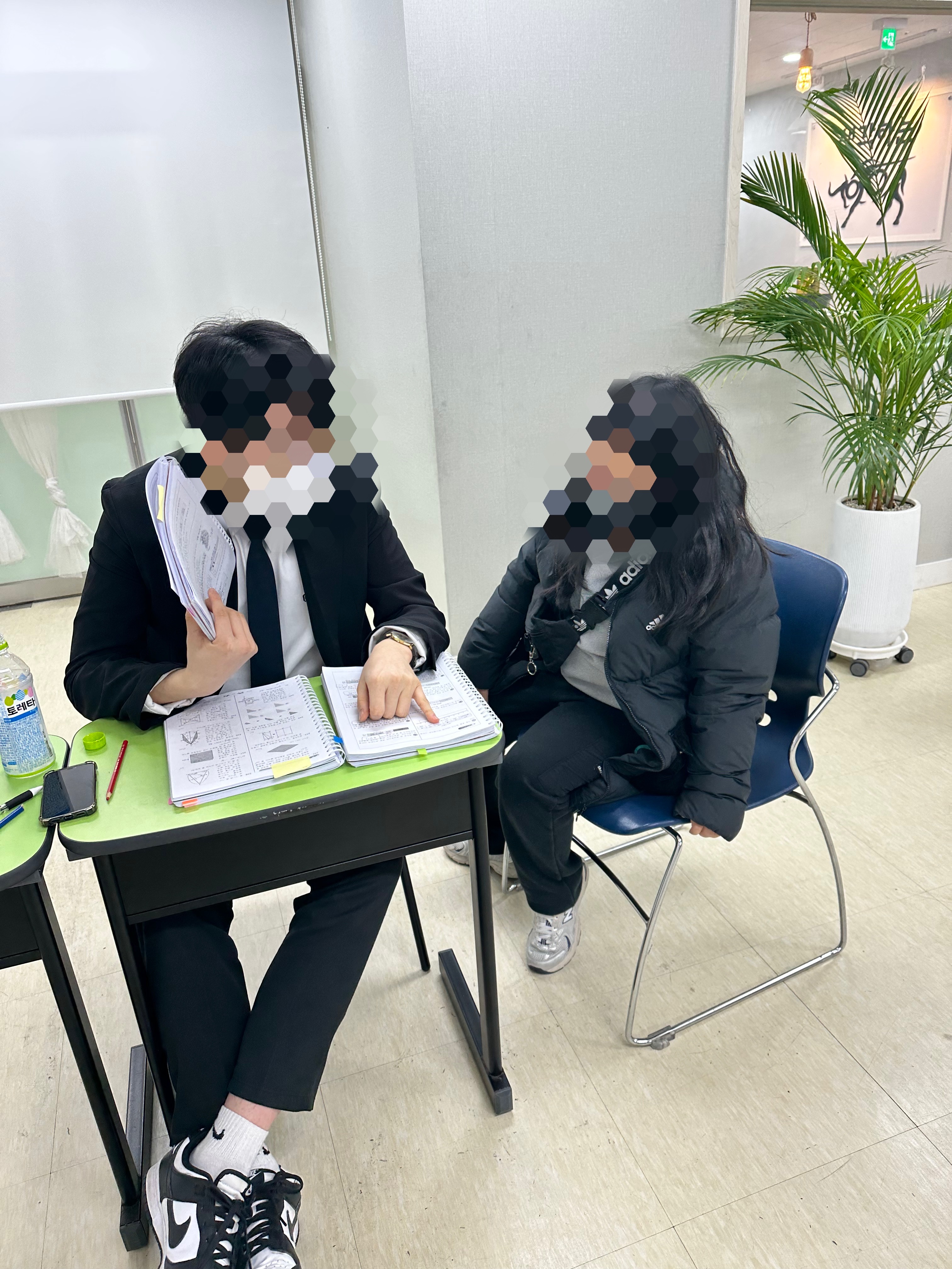 생각하는황소 파주운정학원
