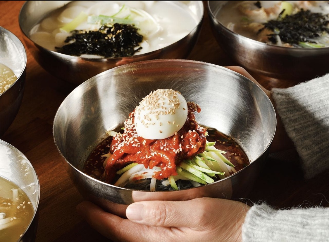 본가속초함흥냉면개성만두국