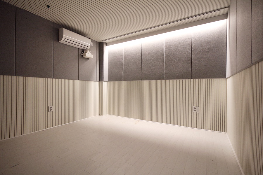 3번째 스튜디오 사진