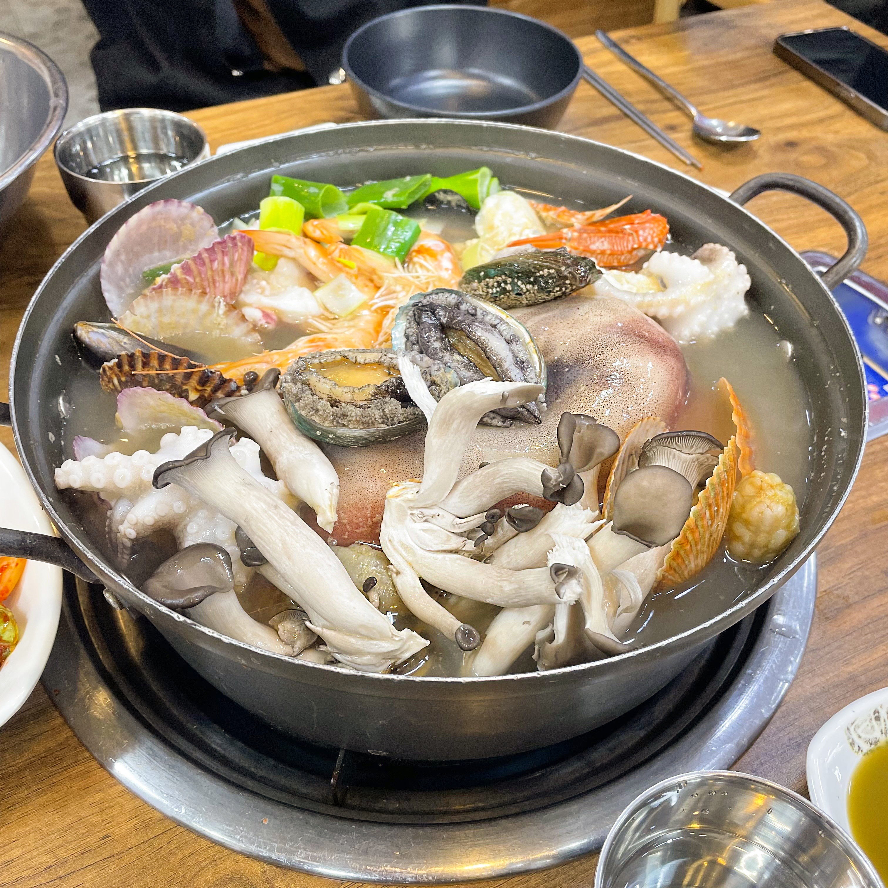 전미자해물칼국수