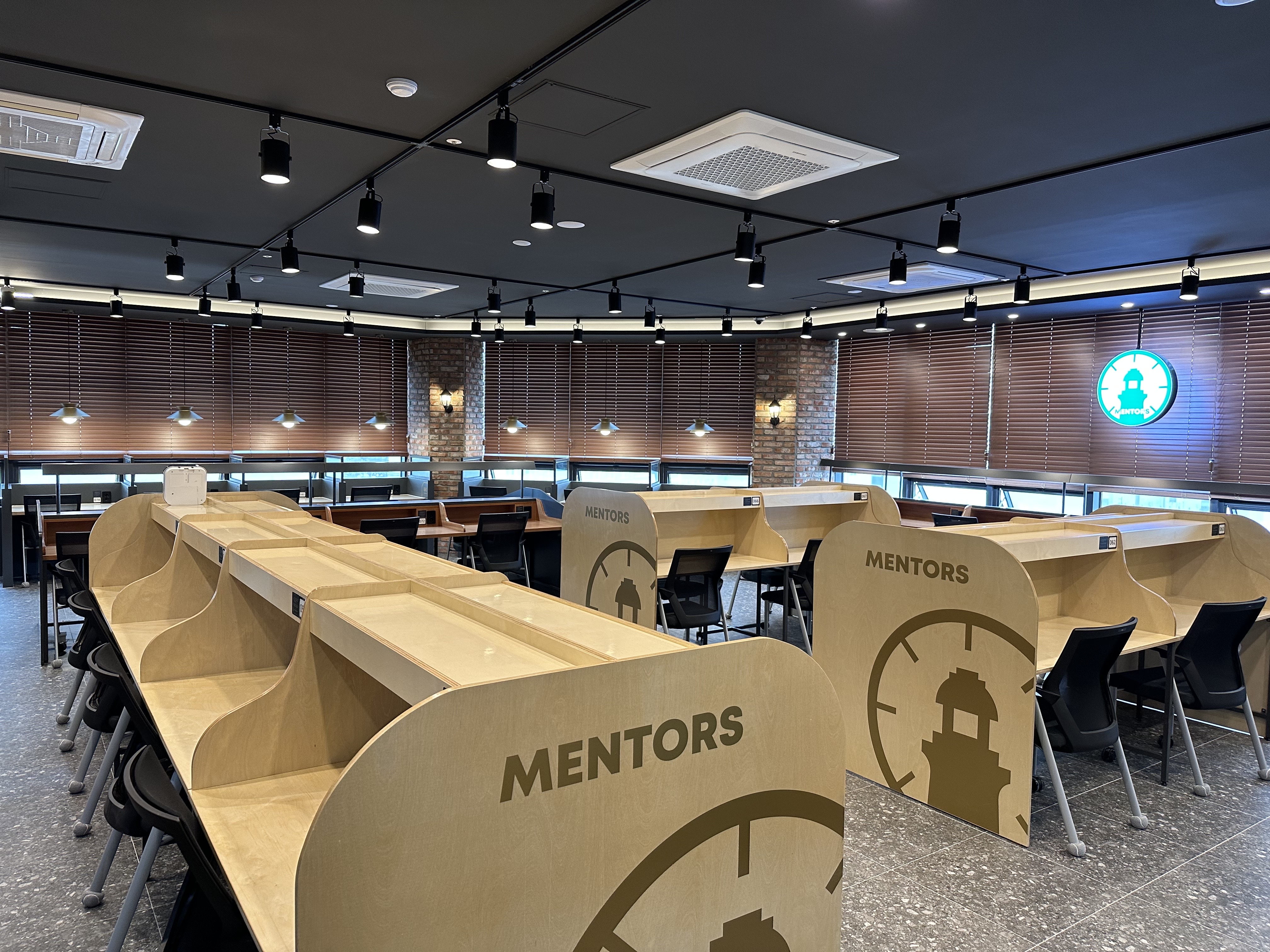 멘토즈스터디카페 청주동남지구점