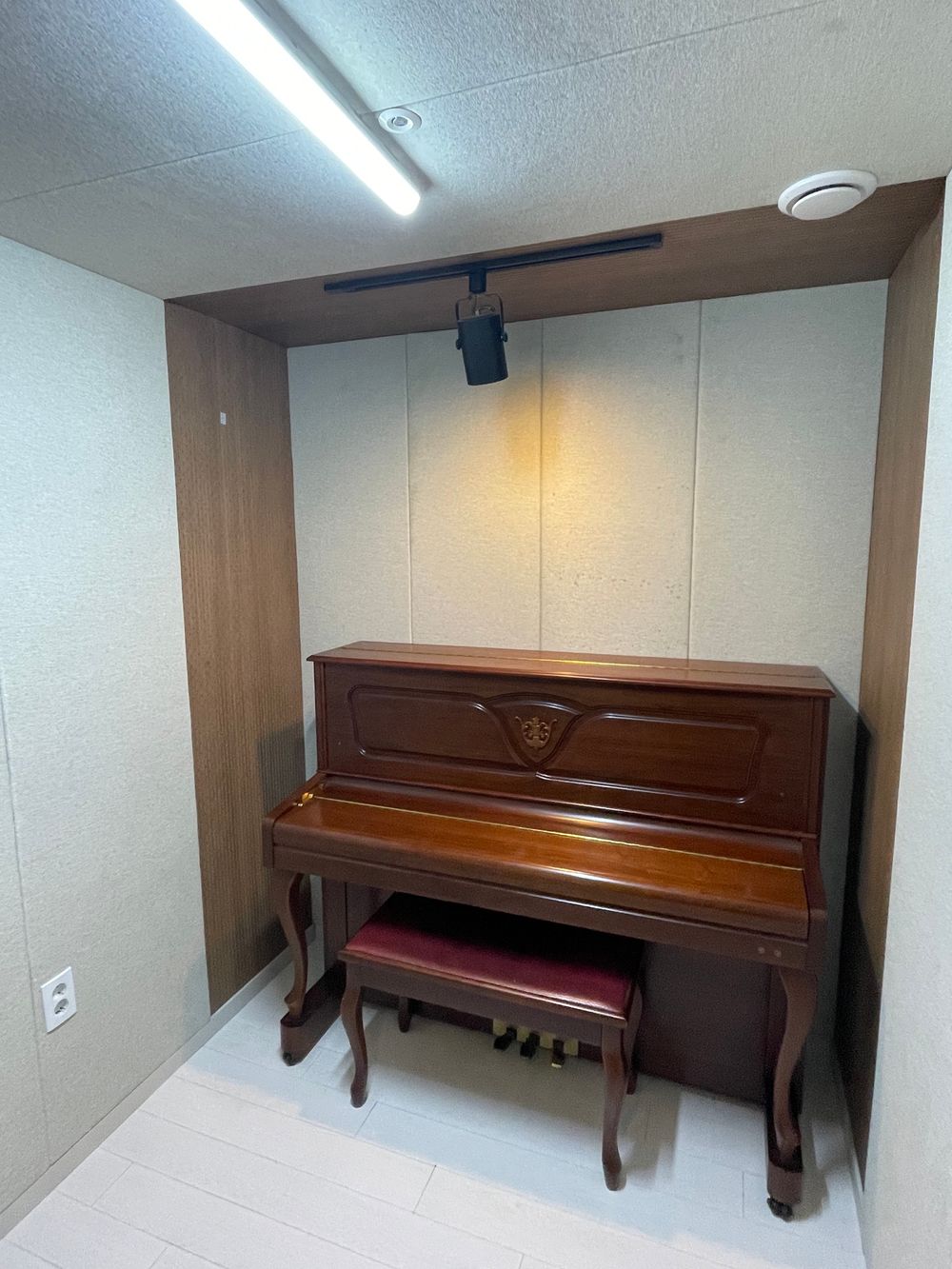 1번째 스튜디오 사진