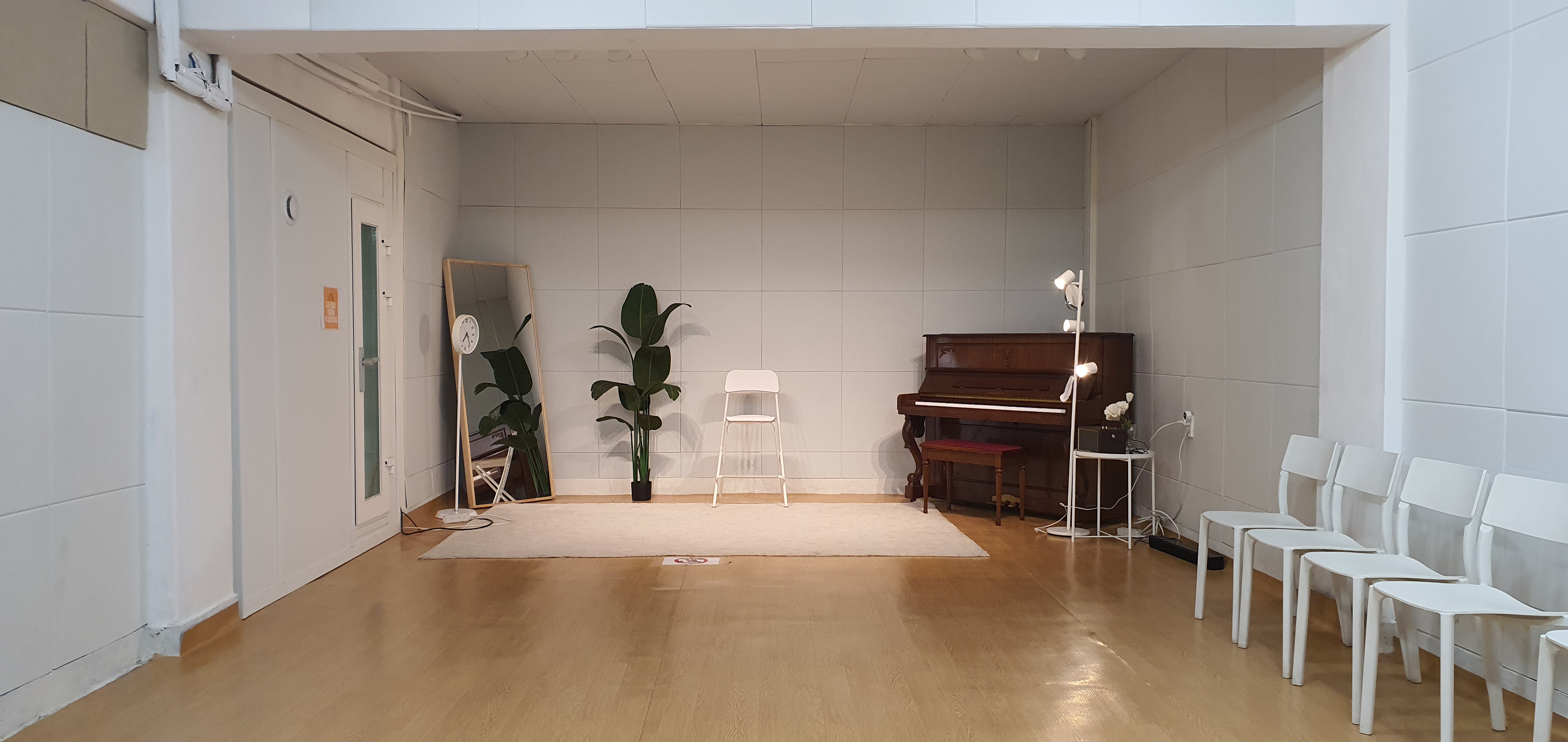 2번째 스튜디오 사진