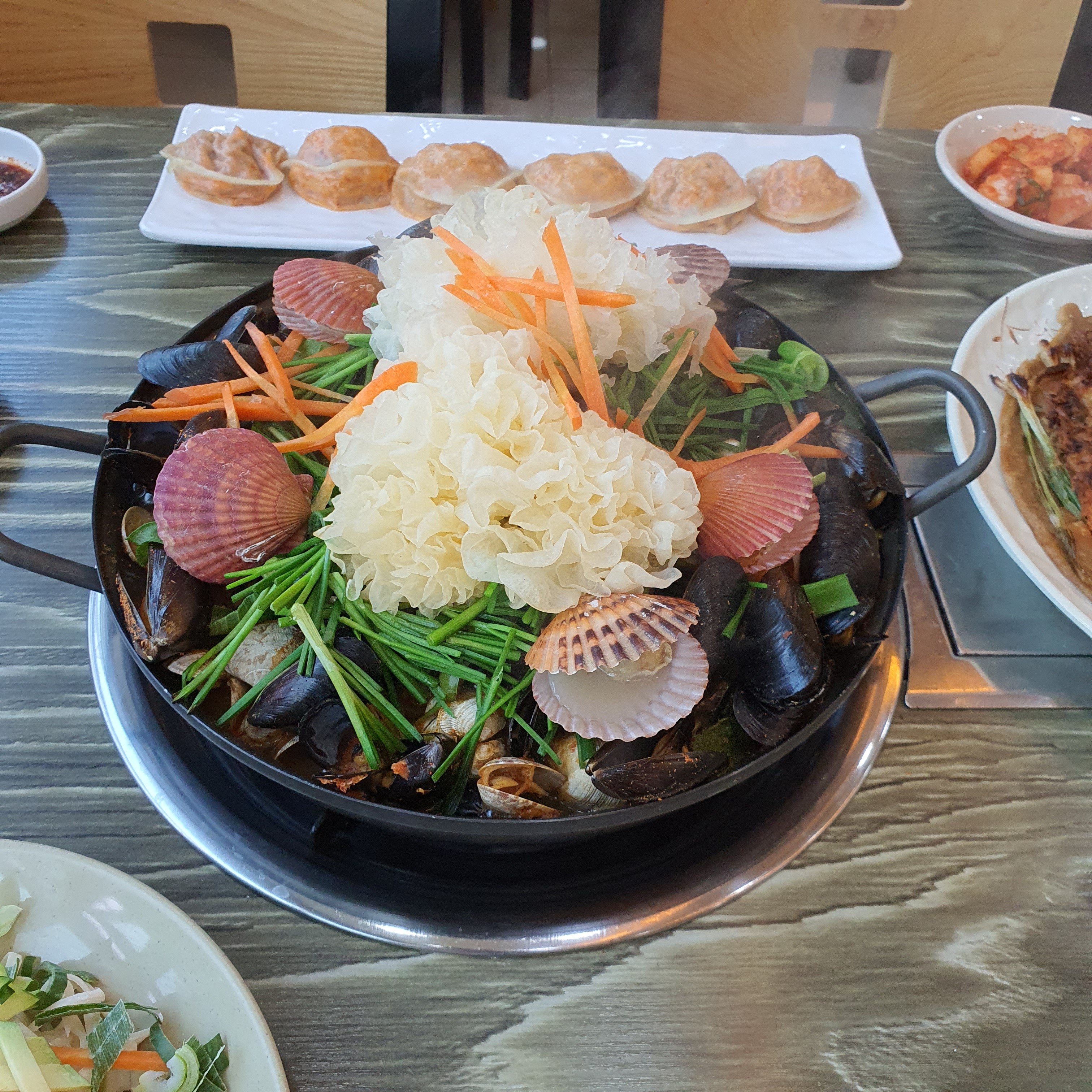 쭈낙해물칼국수 청주본점
