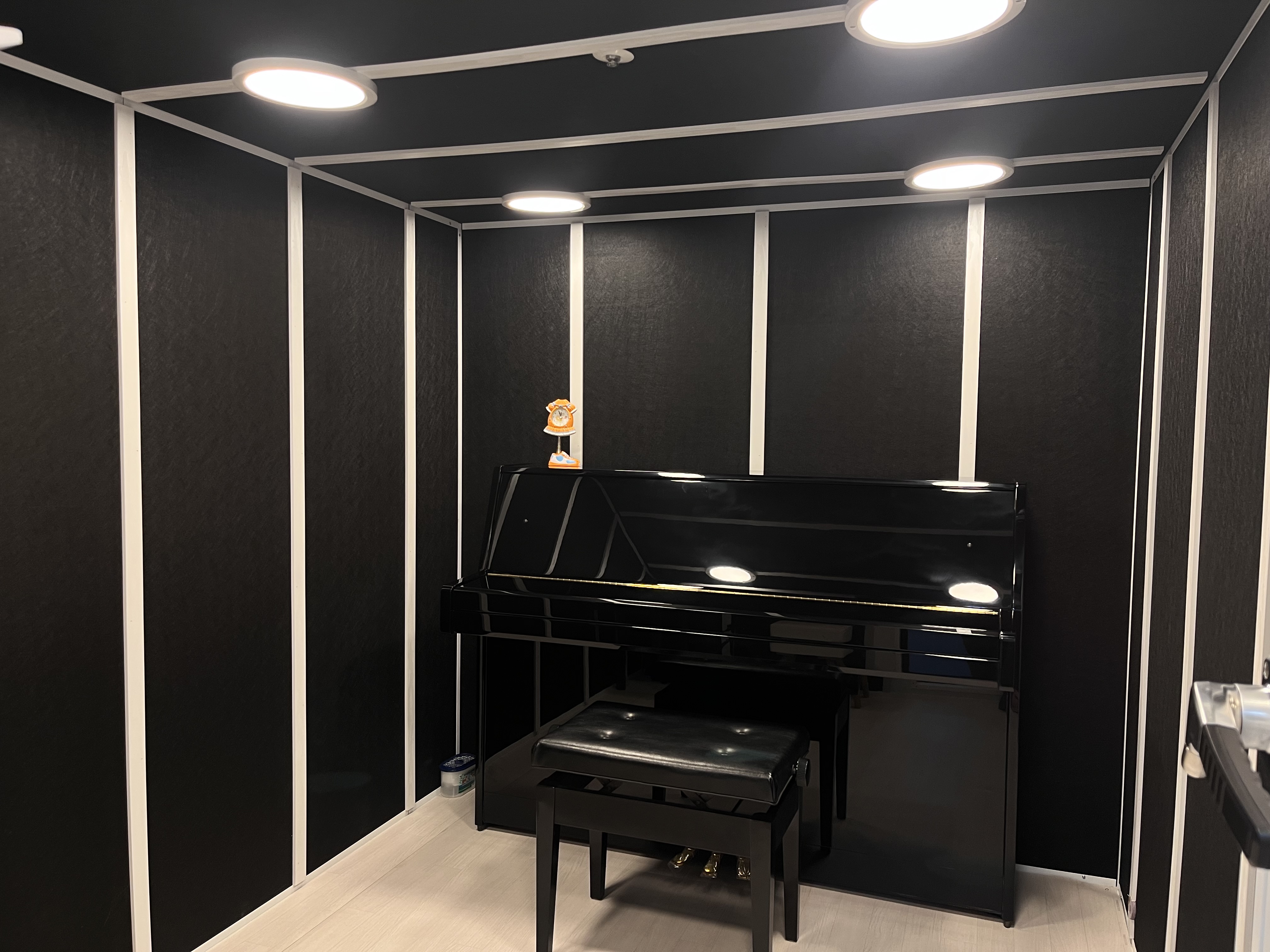 4번째 스튜디오 사진