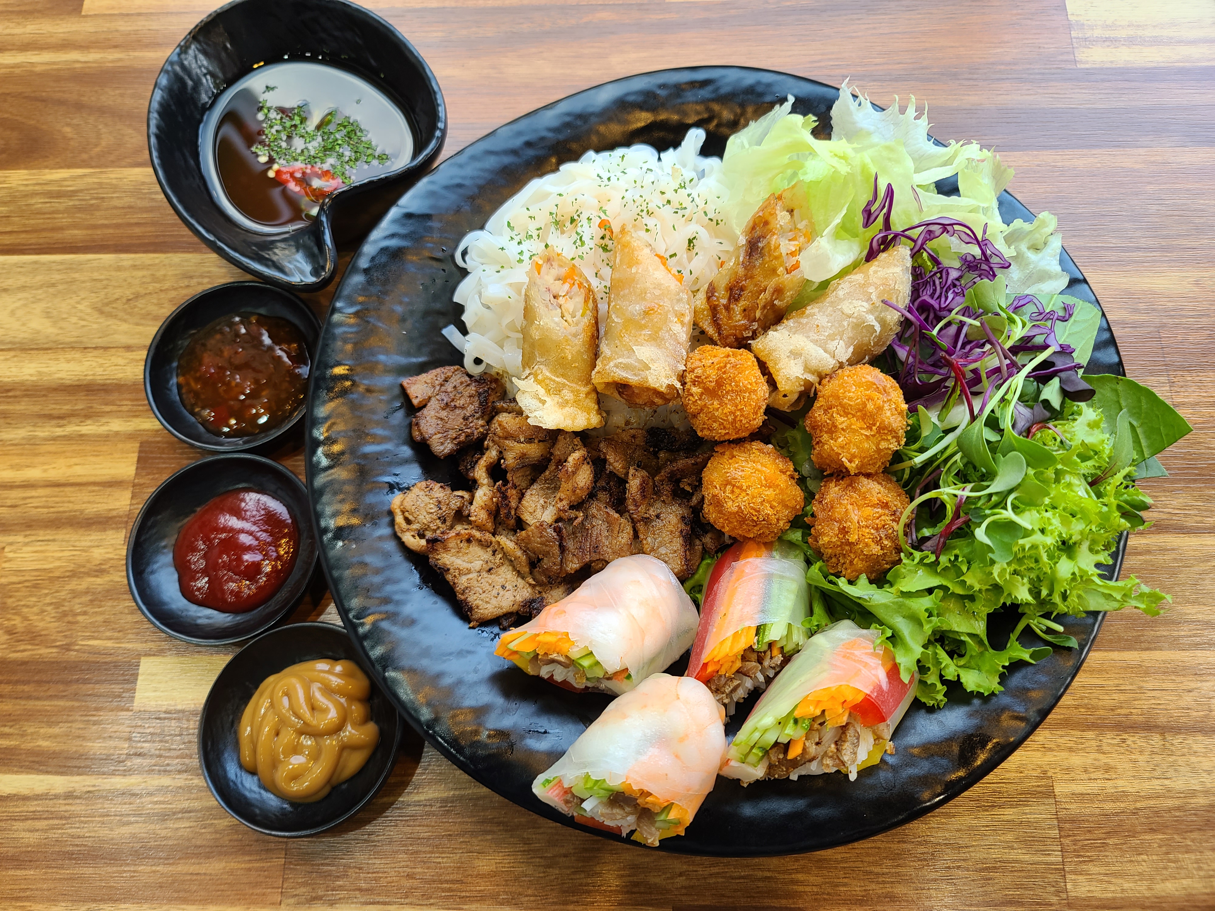 포플러스한우쌀국수 본점 7