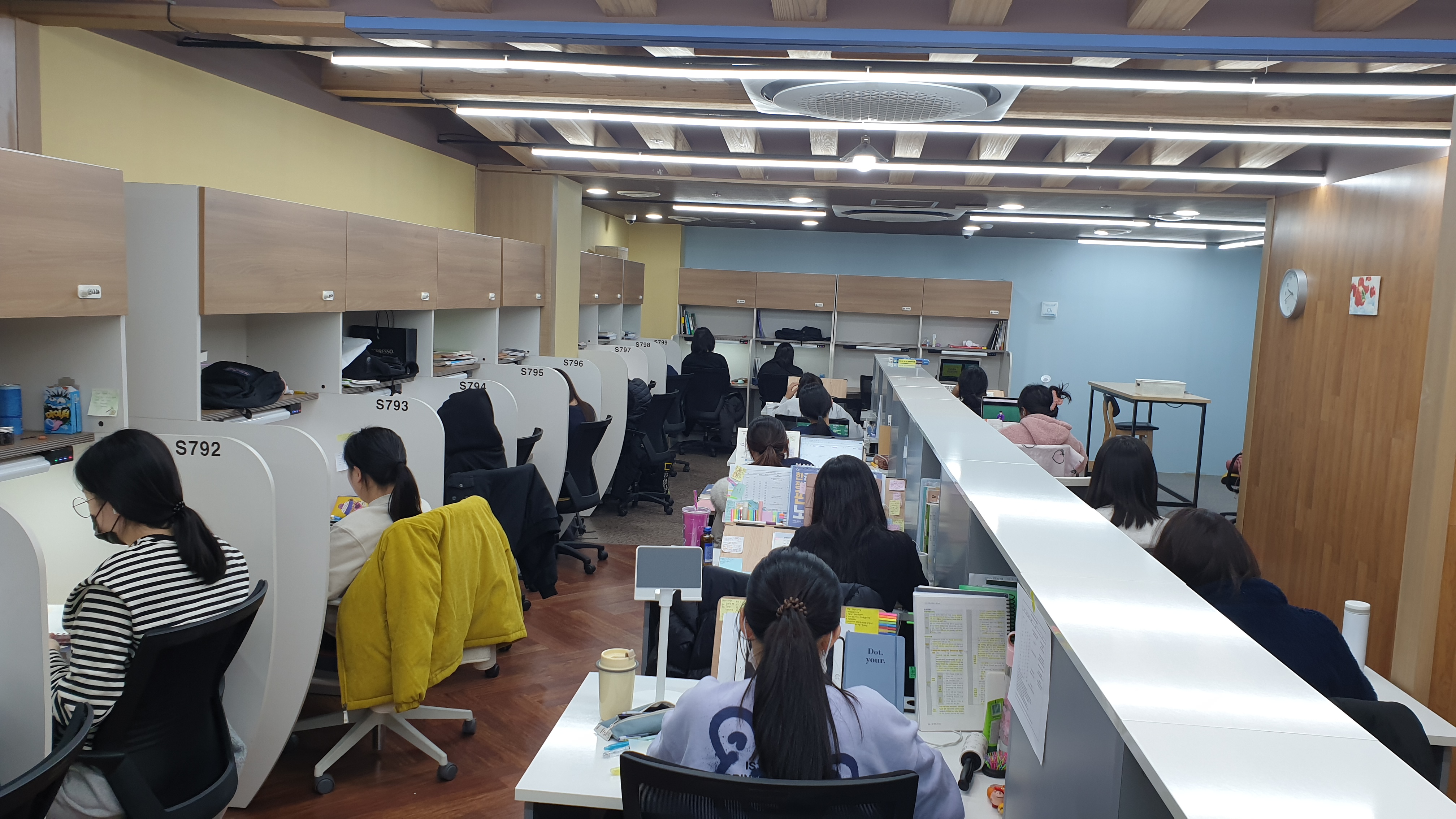 독학재수 독학공시 카이로스프랩 관리형 독서실