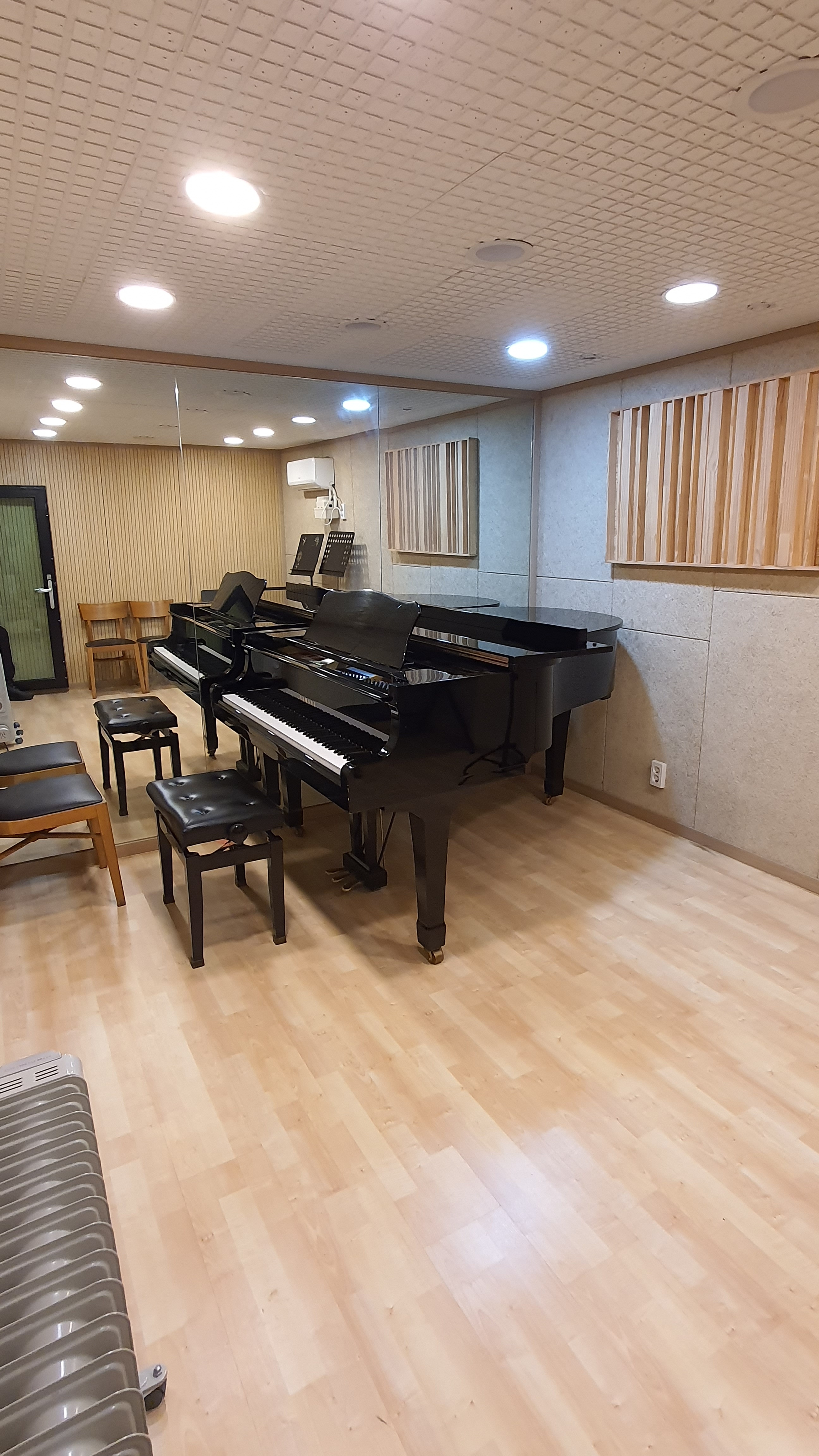 1번째 스튜디오 사진