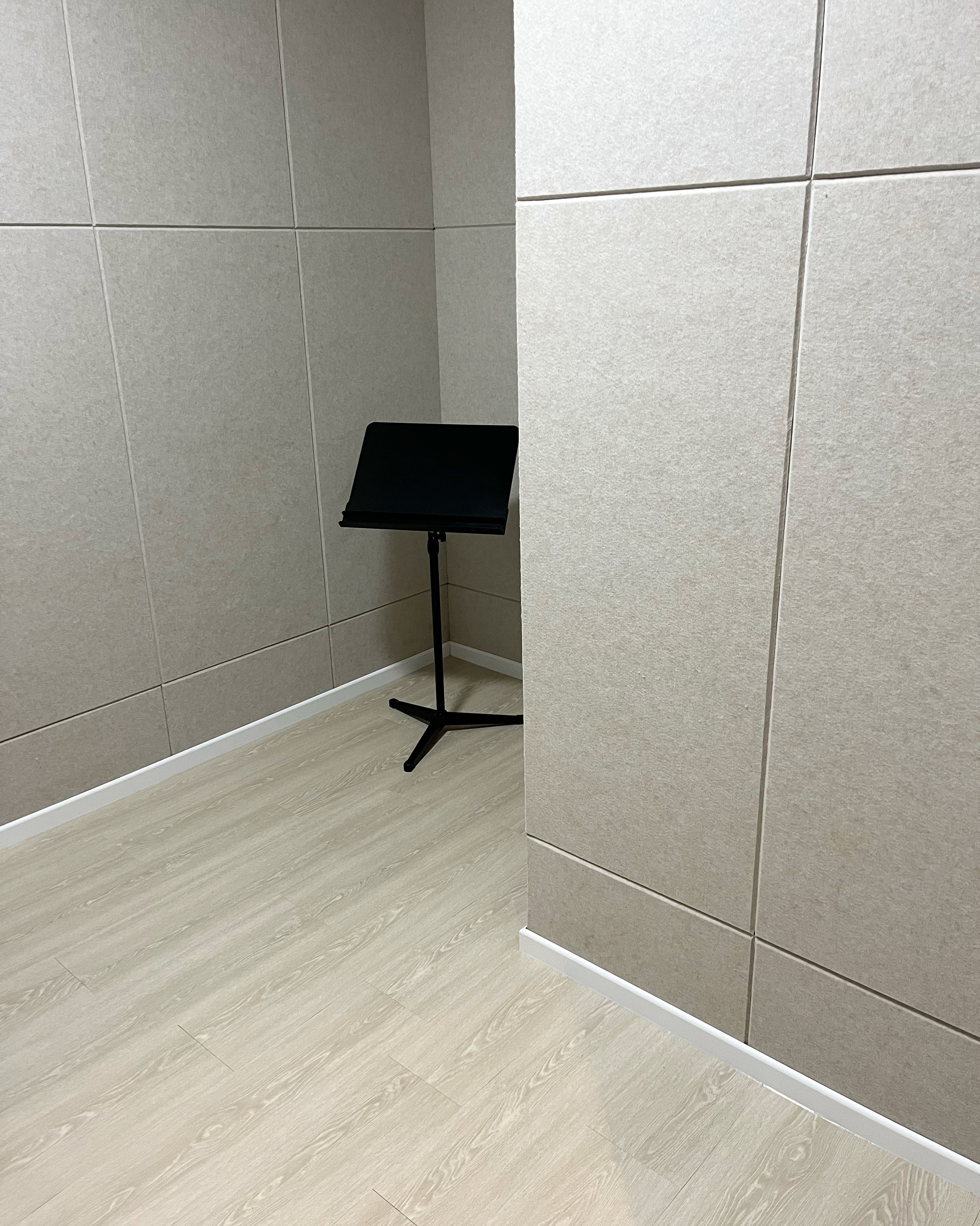 4번째 스튜디오 사진